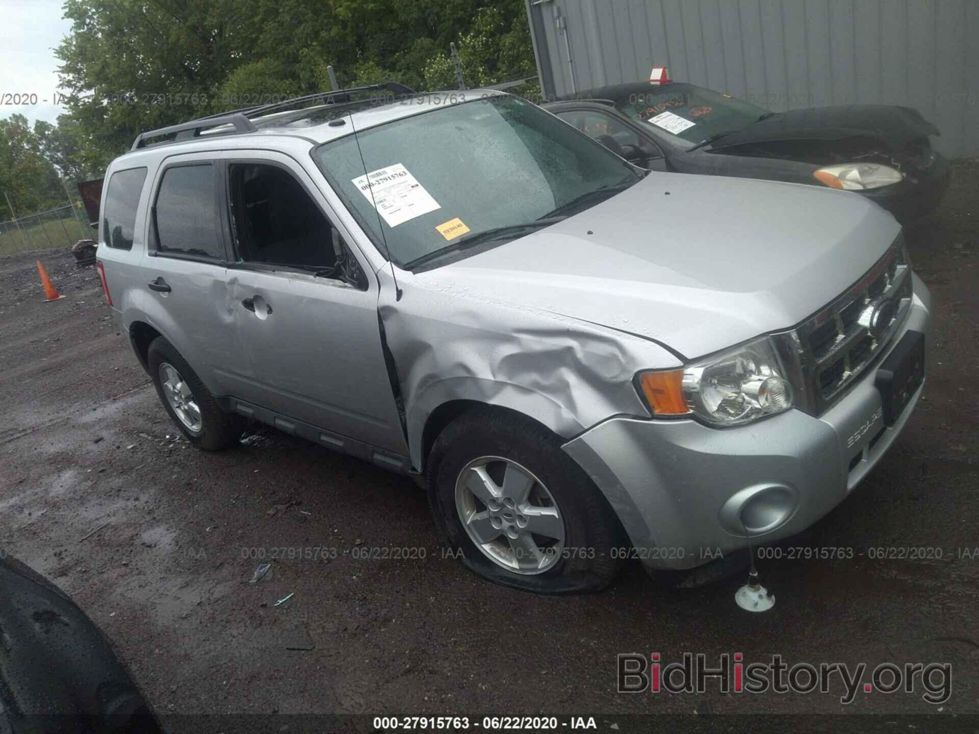 Photo 1FMCU03G59KA33695 - FORD ESCAPE 2009