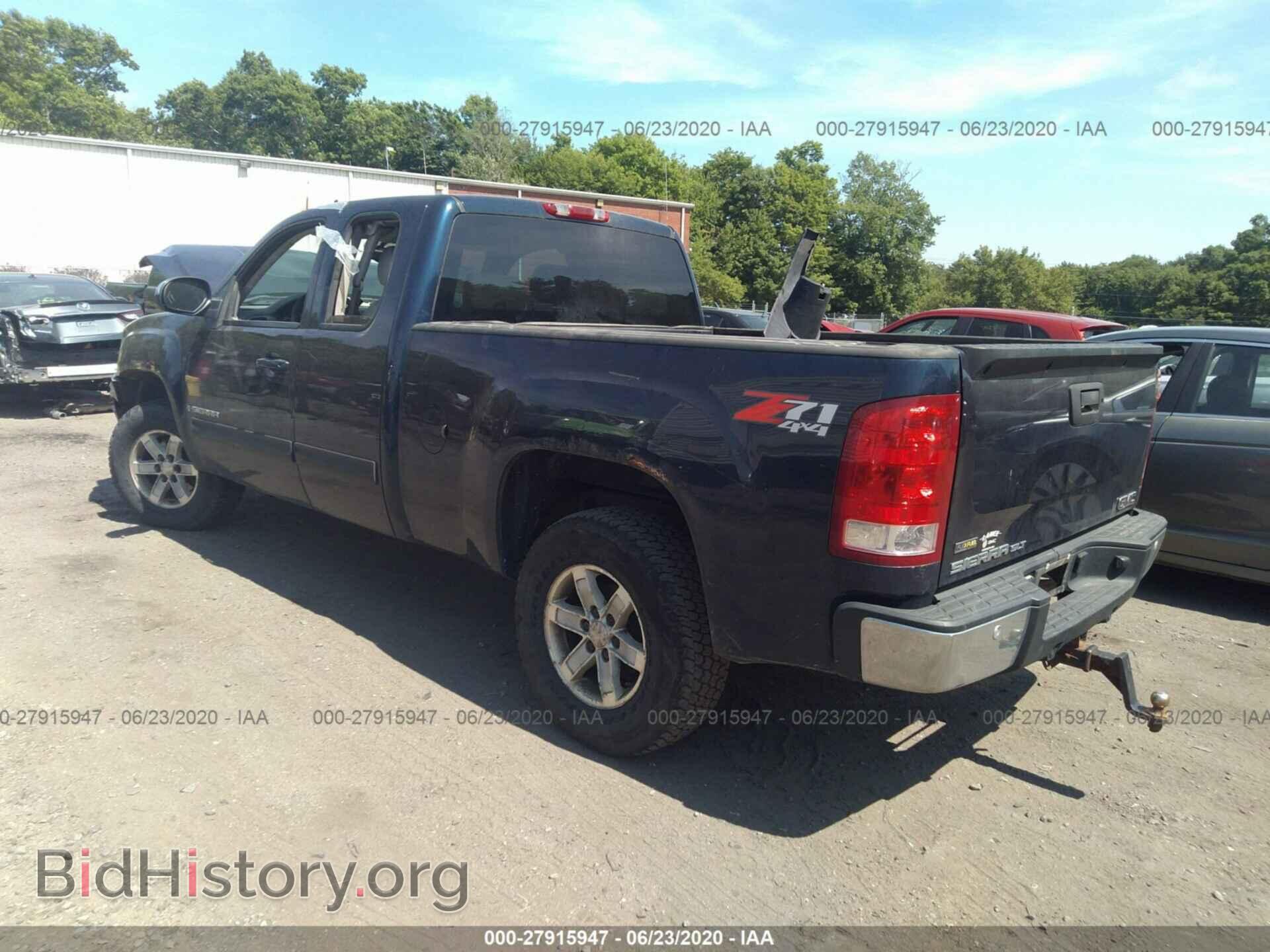 2007 GMC NEW SIERRA - VIN: 2GTEK190571707666 - Фото 3