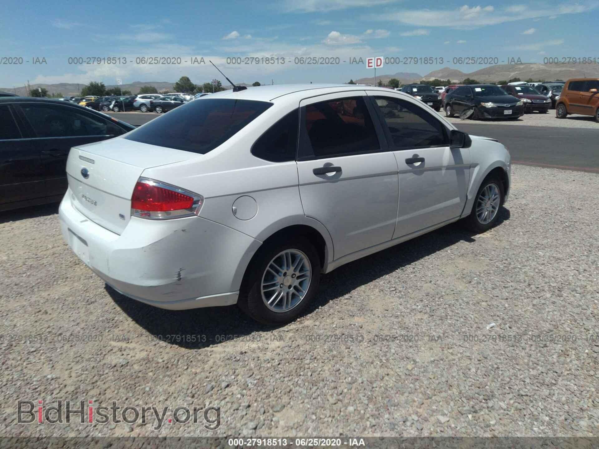 2011 FORD FOCUS - VIN: 1FAHP3FN4BW152680 - Фото 4