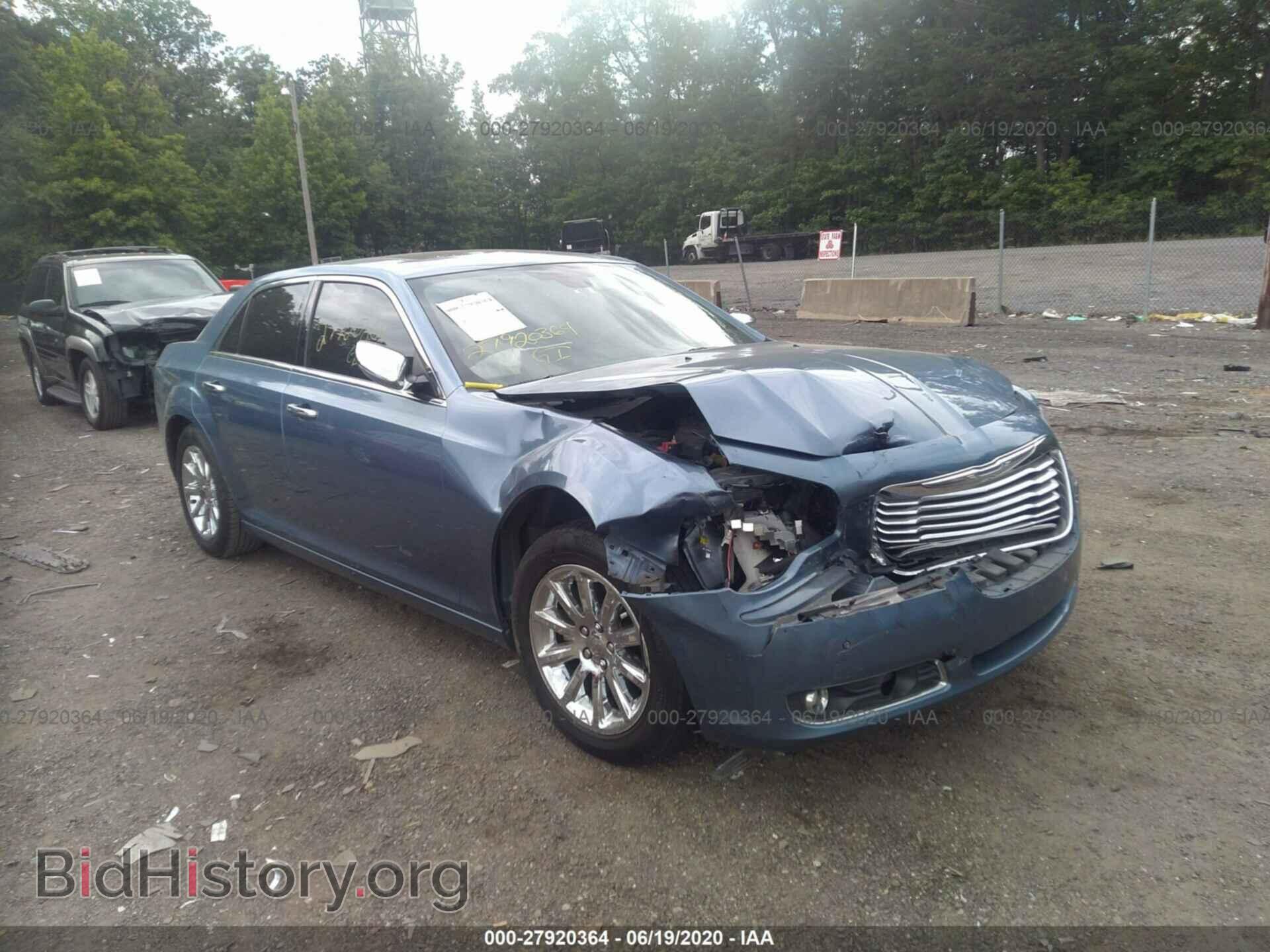 Photo 2C3CA6CT1BH583006 - CHRYSLER 300C 2011