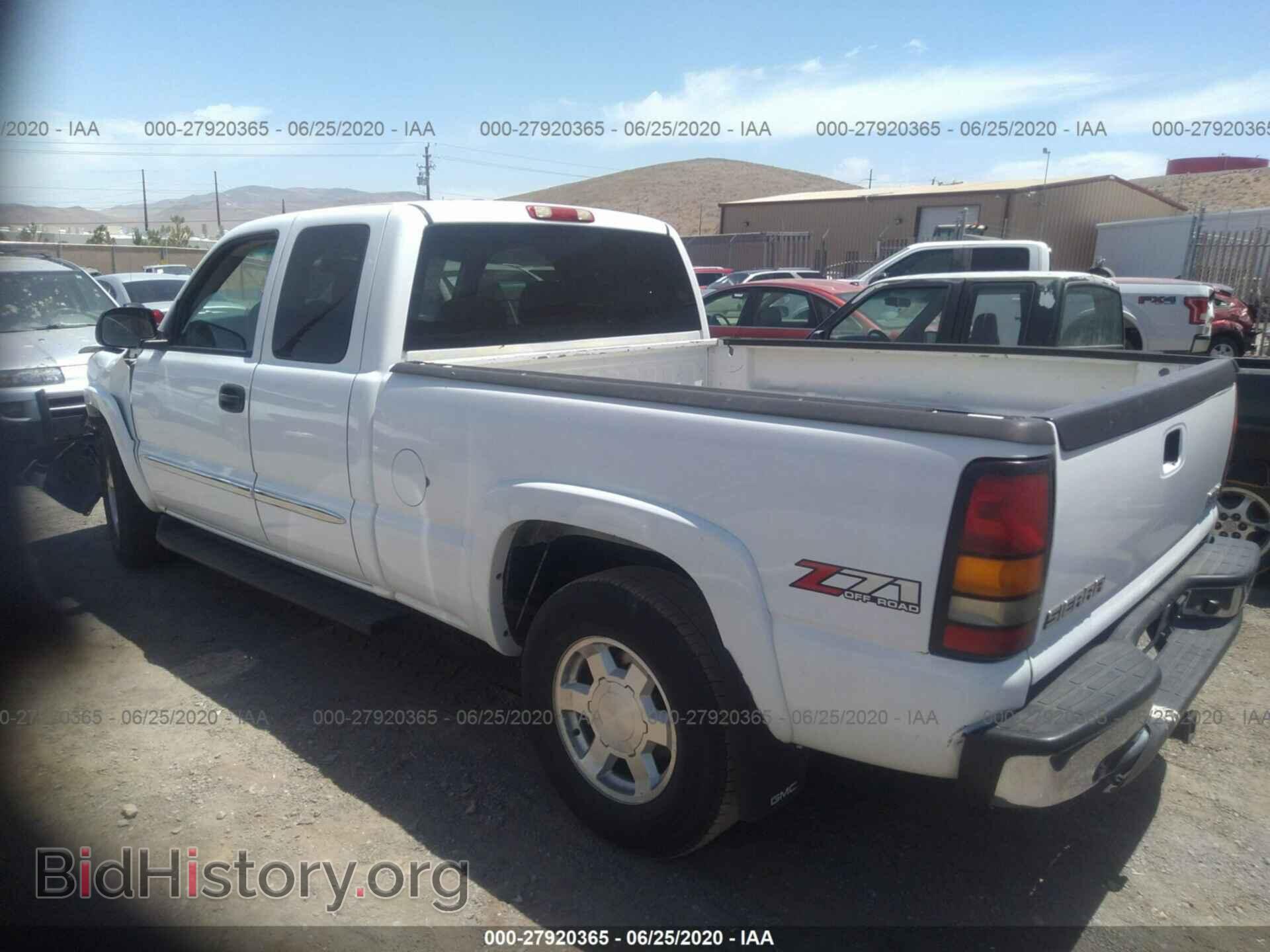 2004 GMC NEW SIERRA - VIN: 1GTEK19TX4E132095 - Фото 3