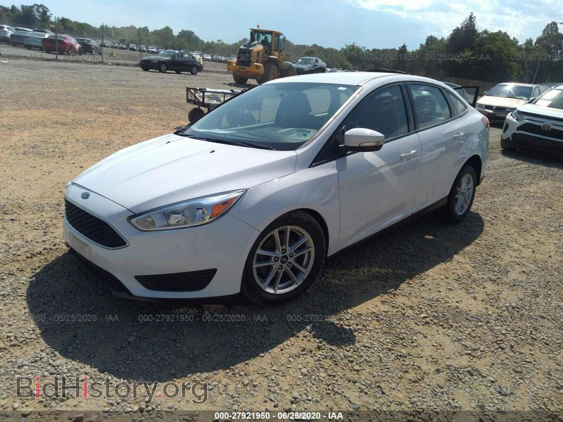 2017 FORD FOCUS - VIN: 1FADP3F2XHL208863 - Фото 2