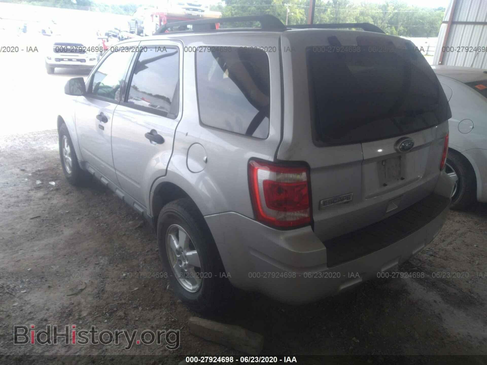 2011 FORD ESCAPE - VIN: 1FMCU0D77BKC02149 - Photo 3