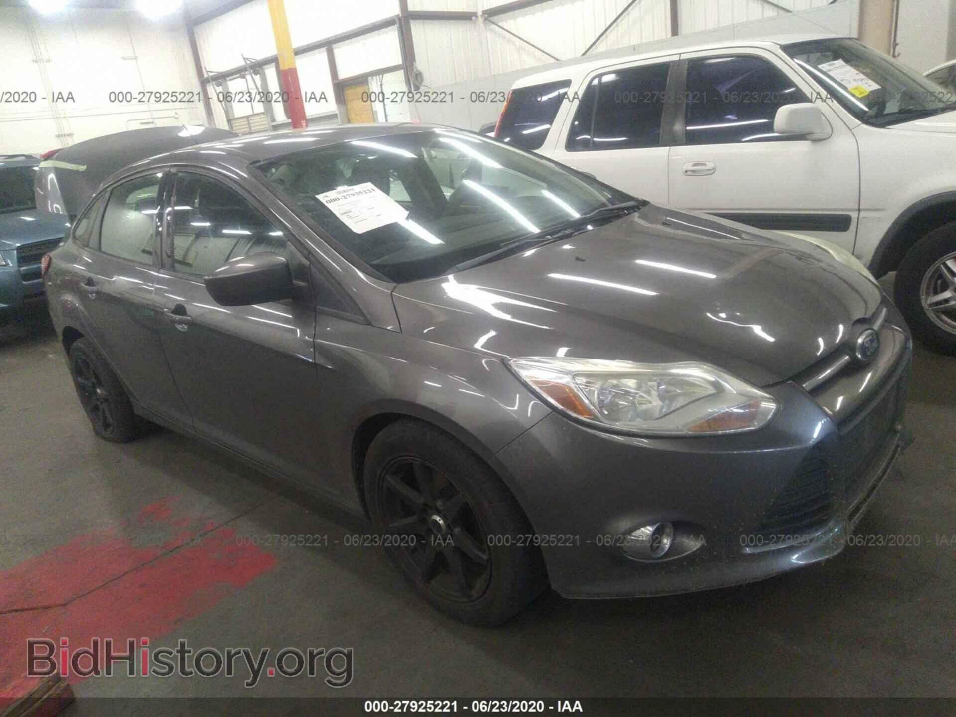 Photo 1FAHP3F28CL192432 - FORD FOCUS 2012