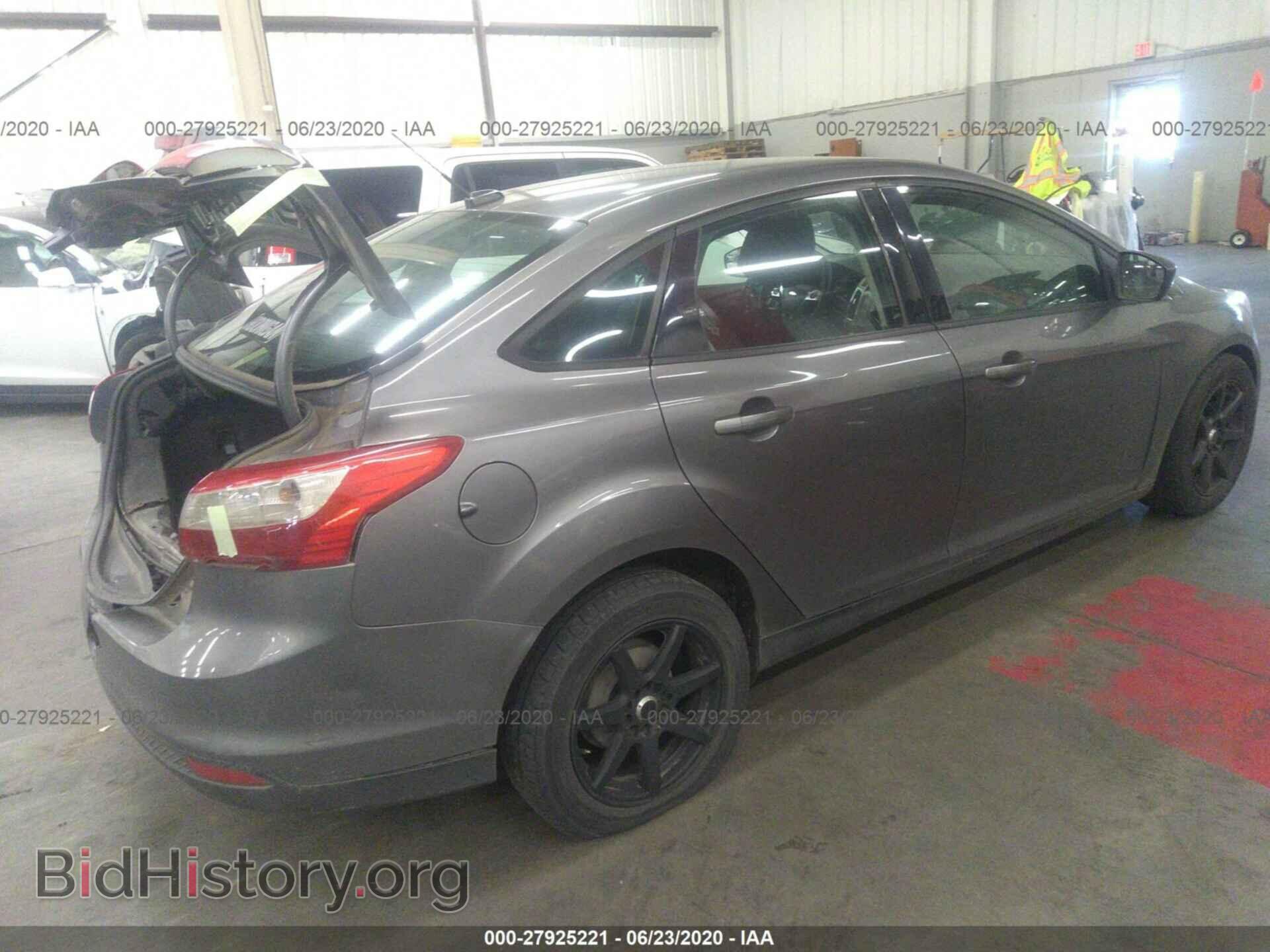 2012 FORD FOCUS - VIN: 1FAHP3F28CL192432 - Photo 4