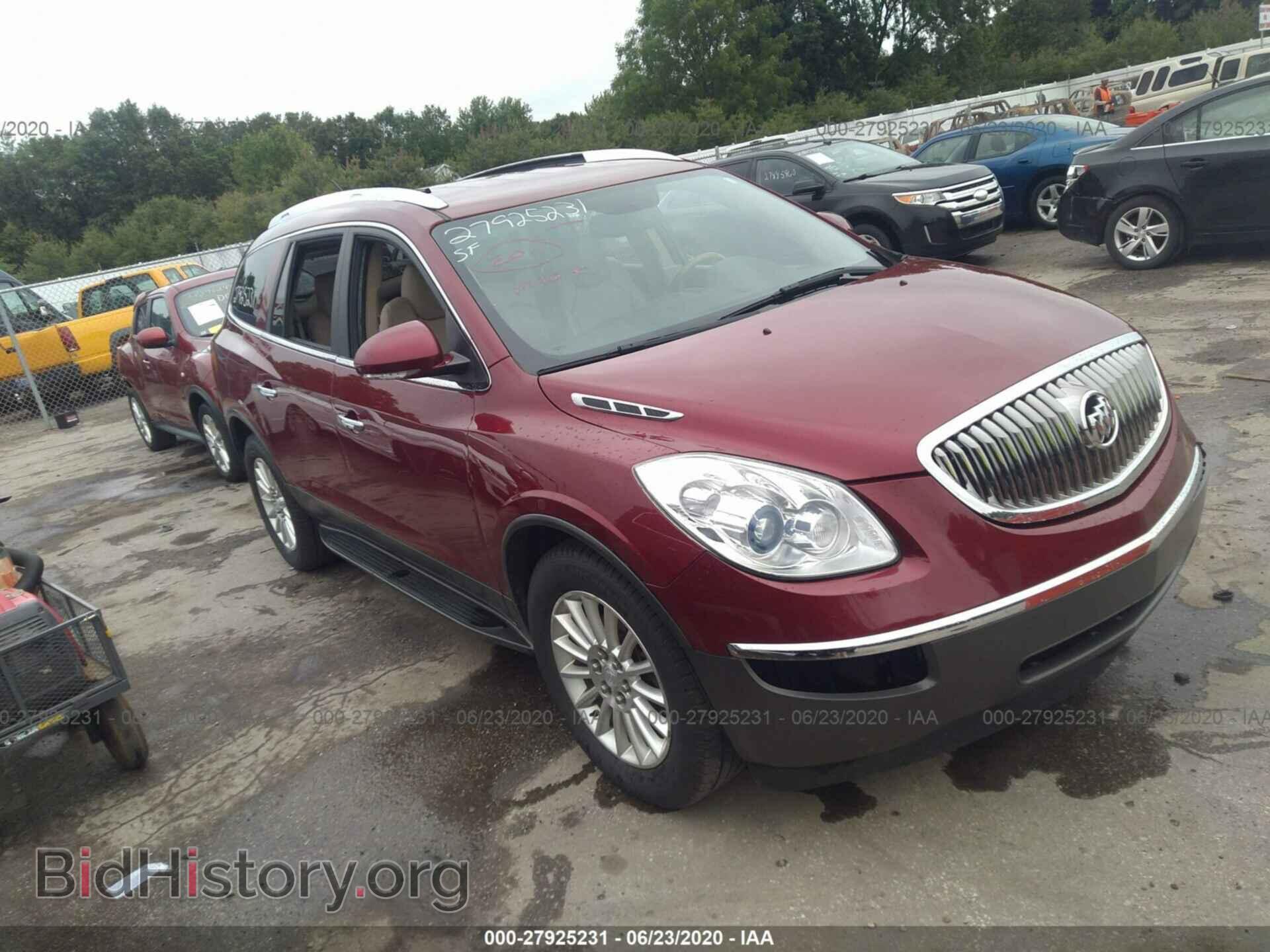 Photo 5GAKVBED8BJ267435 - BUICK ENCLAVE 2011