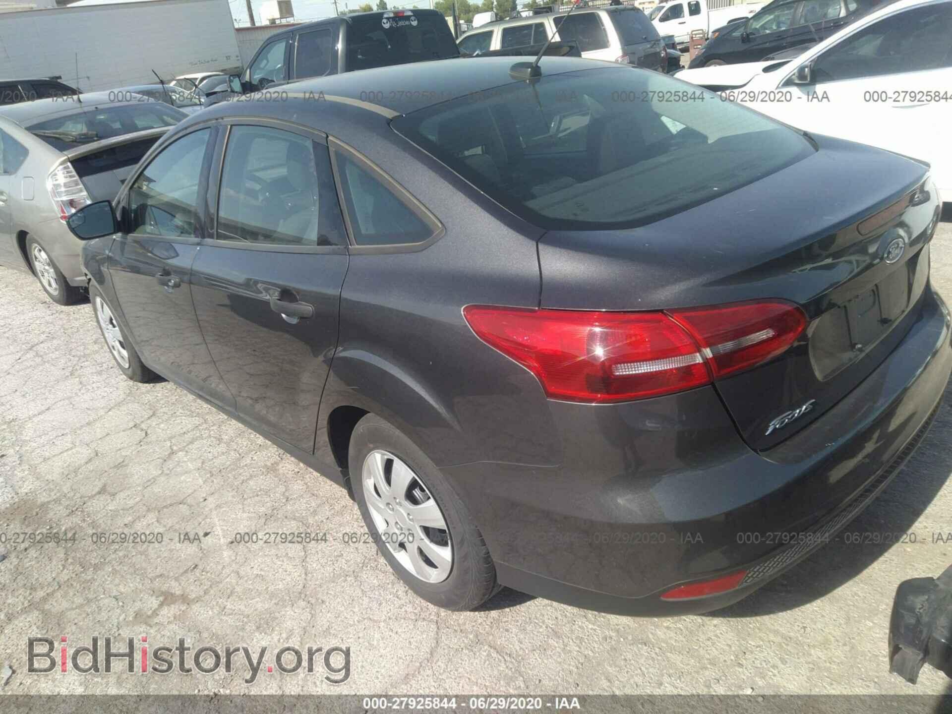 2017 FORD FOCUS - VIN: 1FADP3E24HL319491 - Photo 3