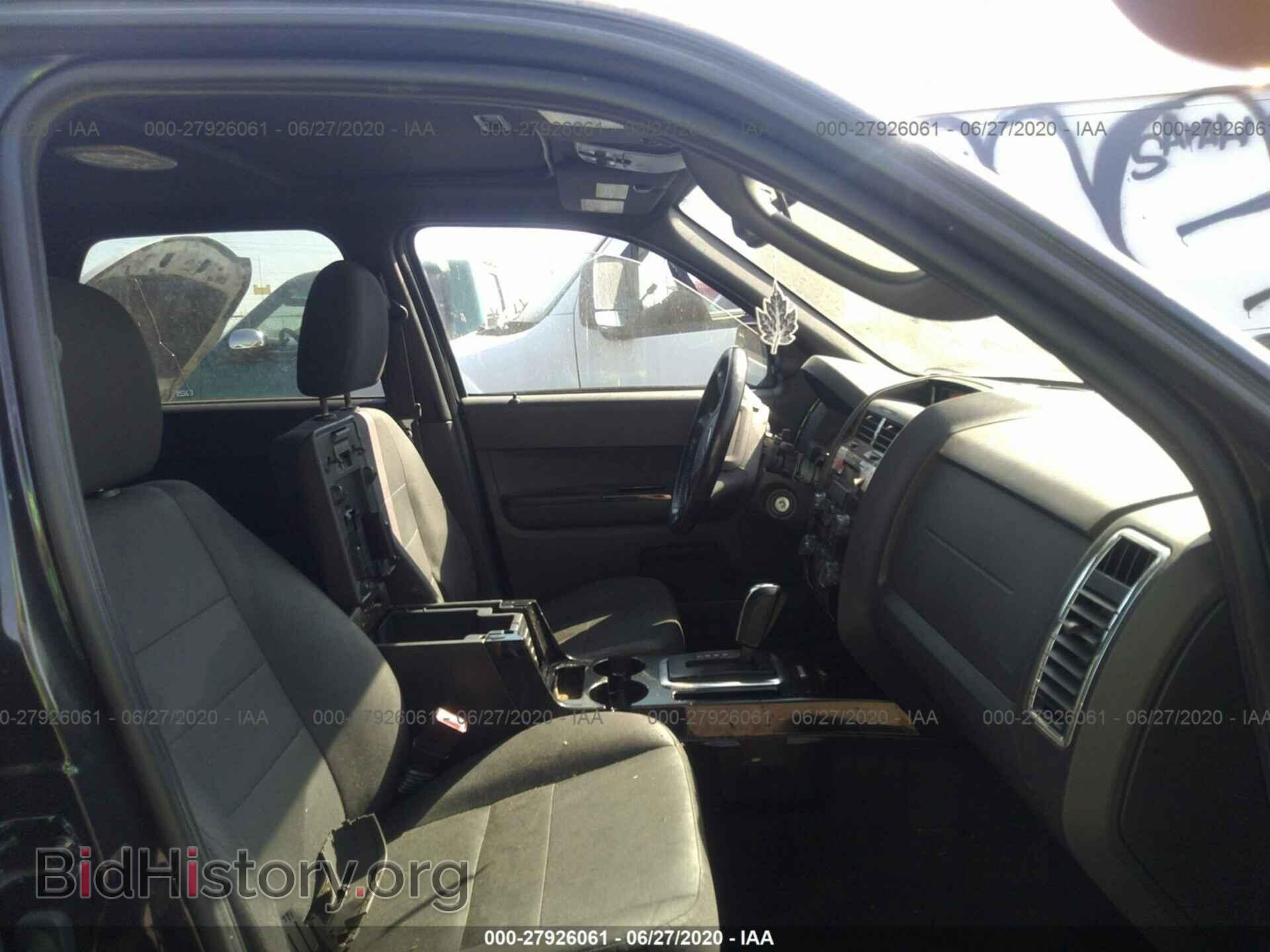 2011 FORD ESCAPE - VIN: 1FMCU0D76BKC17595 - Photo 5