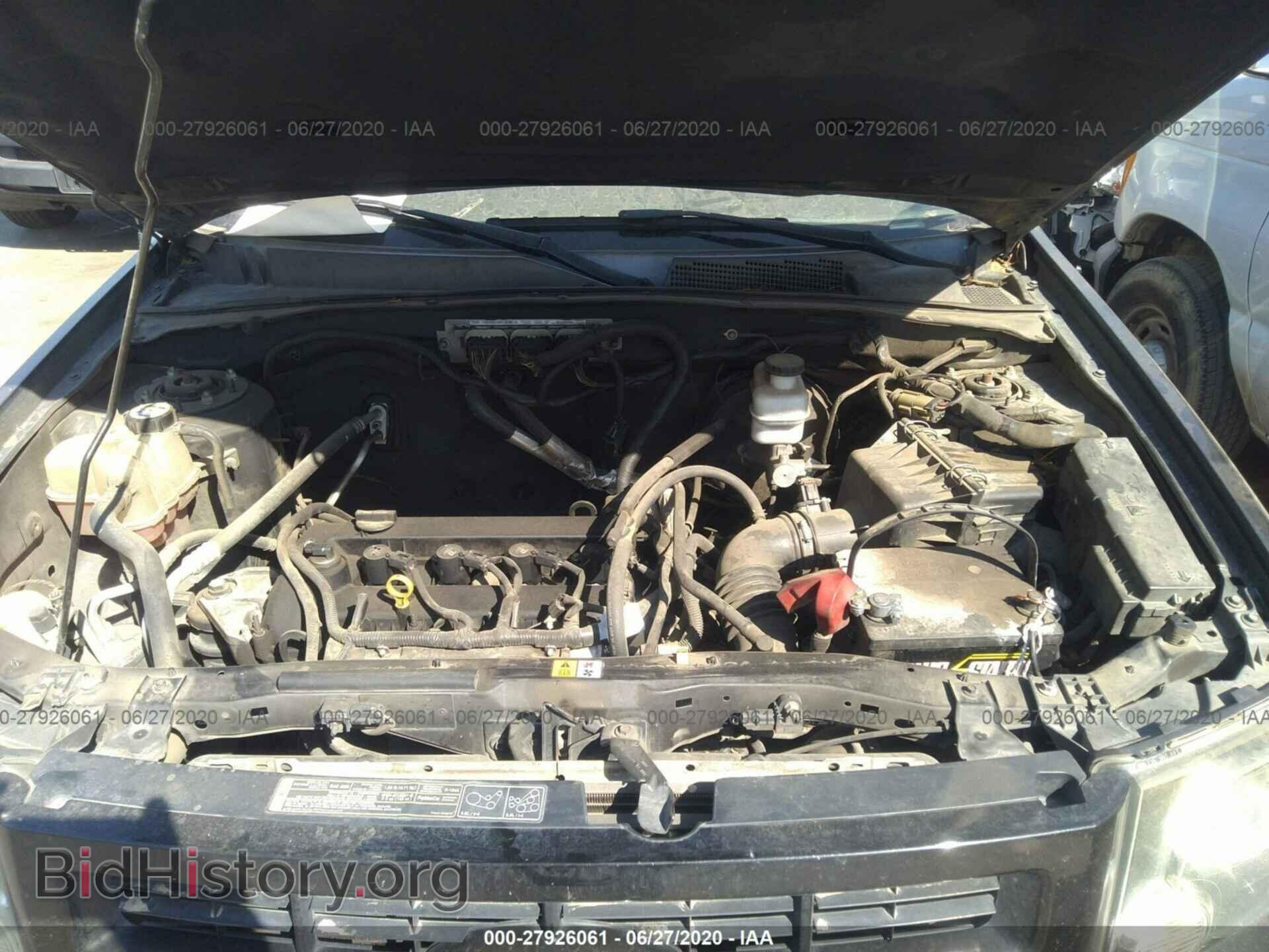 2011 FORD ESCAPE - VIN: 1FMCU0D76BKC17595 - Photo 10