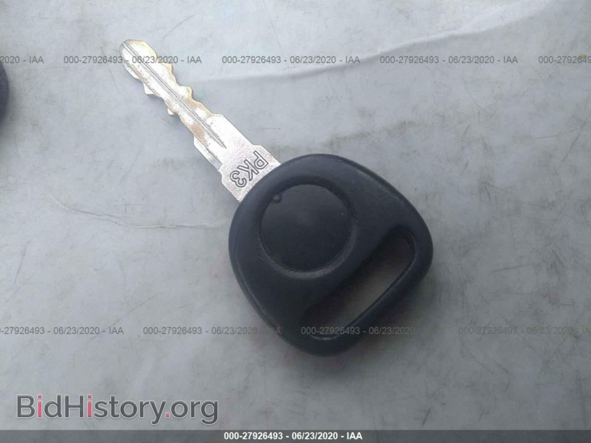 2004 CADILLAC DEVILLE - VIN: 1G6KD54Y64U179687 - Фото 11