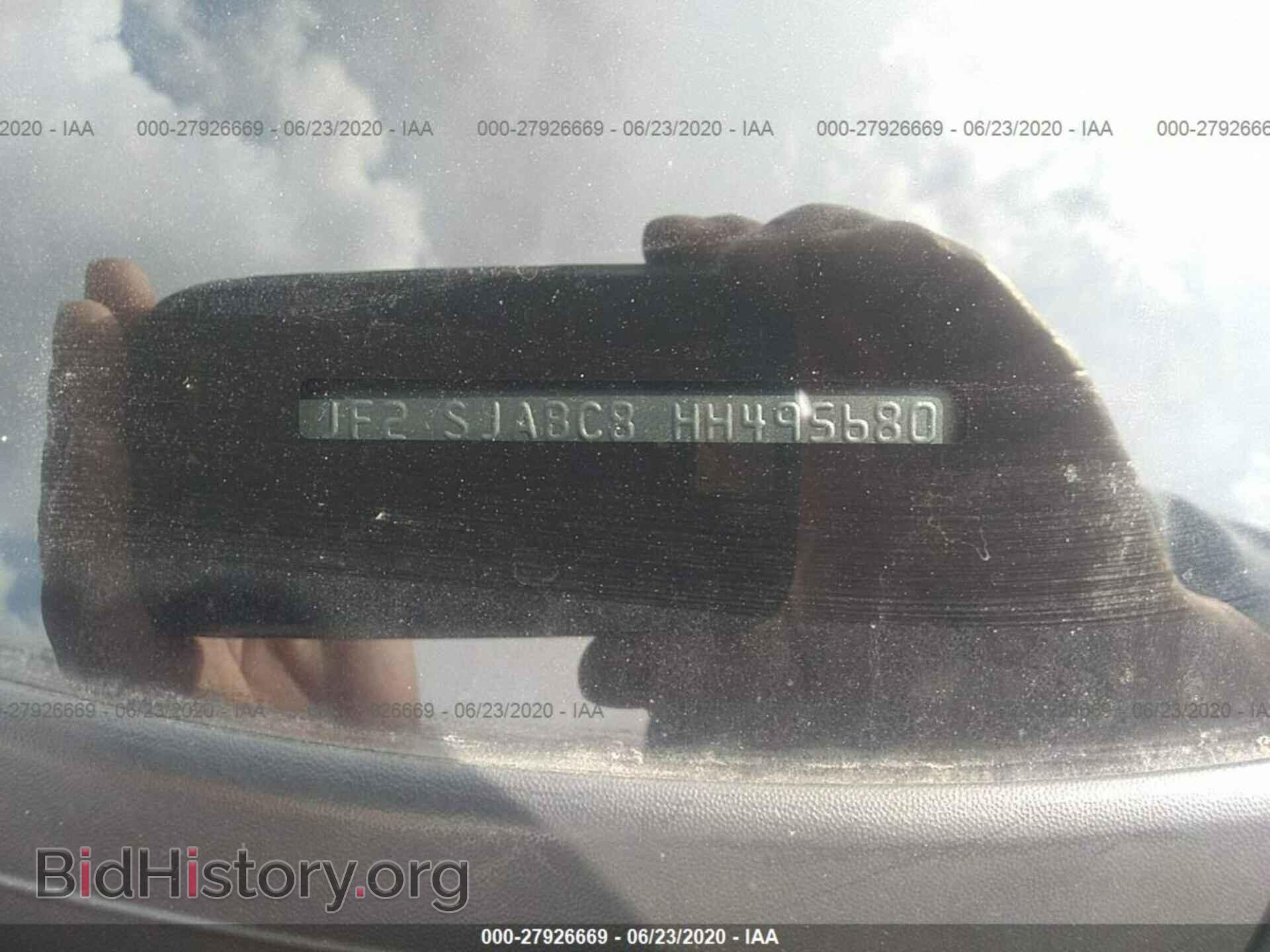 2017 SUBARU FORESTER - VIN: JF2SJABC8HH495680 - Photo 9