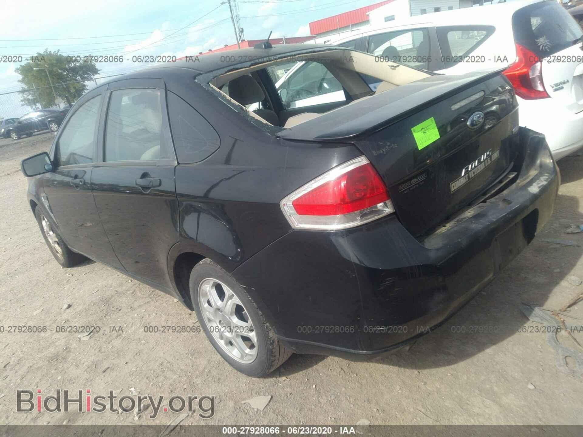 2008 FORD FOCUS - VIN: 1FAHP35N68W111672 - Фото 3