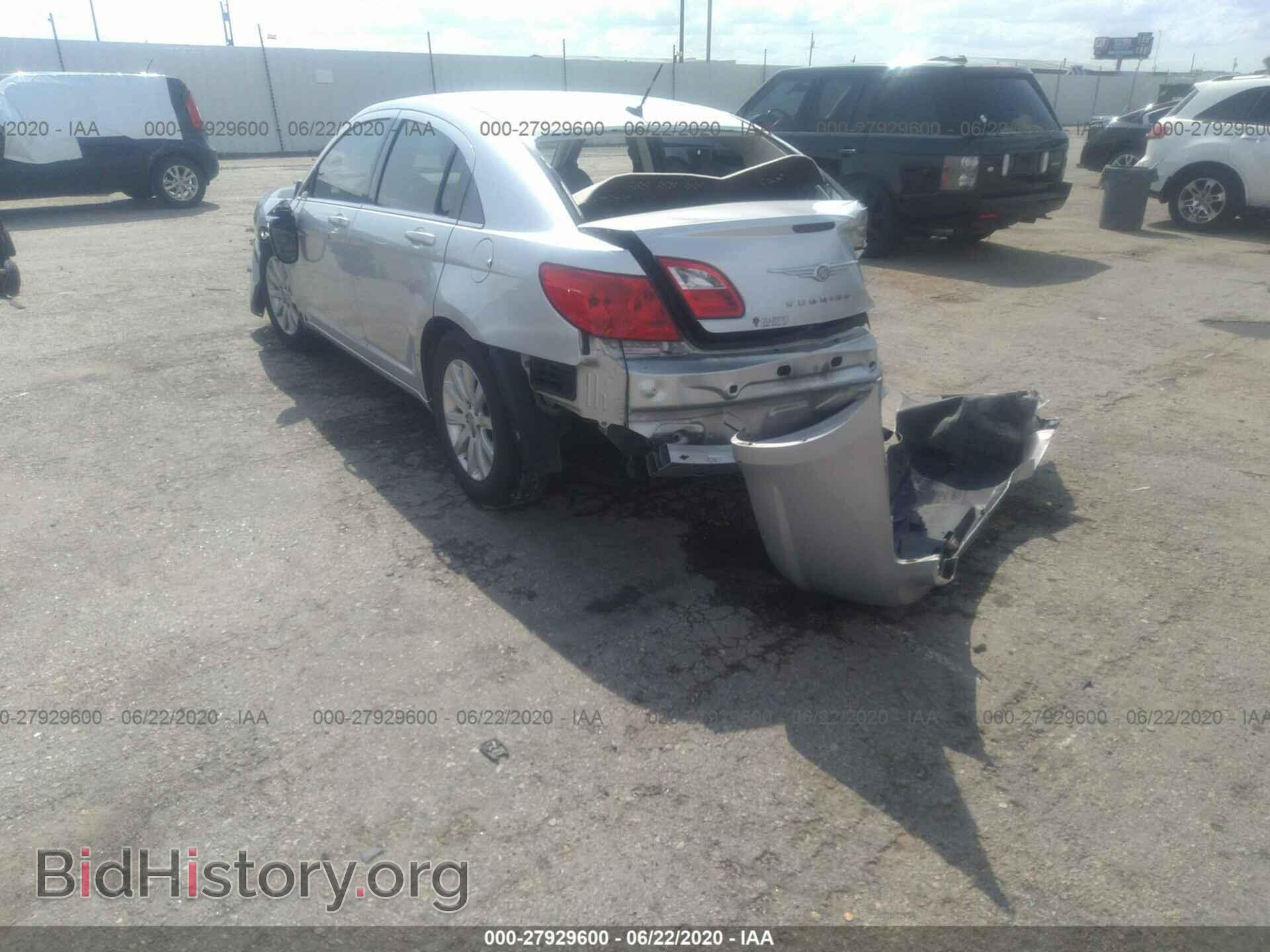 2010 CHRYSLER SEBRING - VIN: 1C3CC5FB8AN229996 - Фото 3