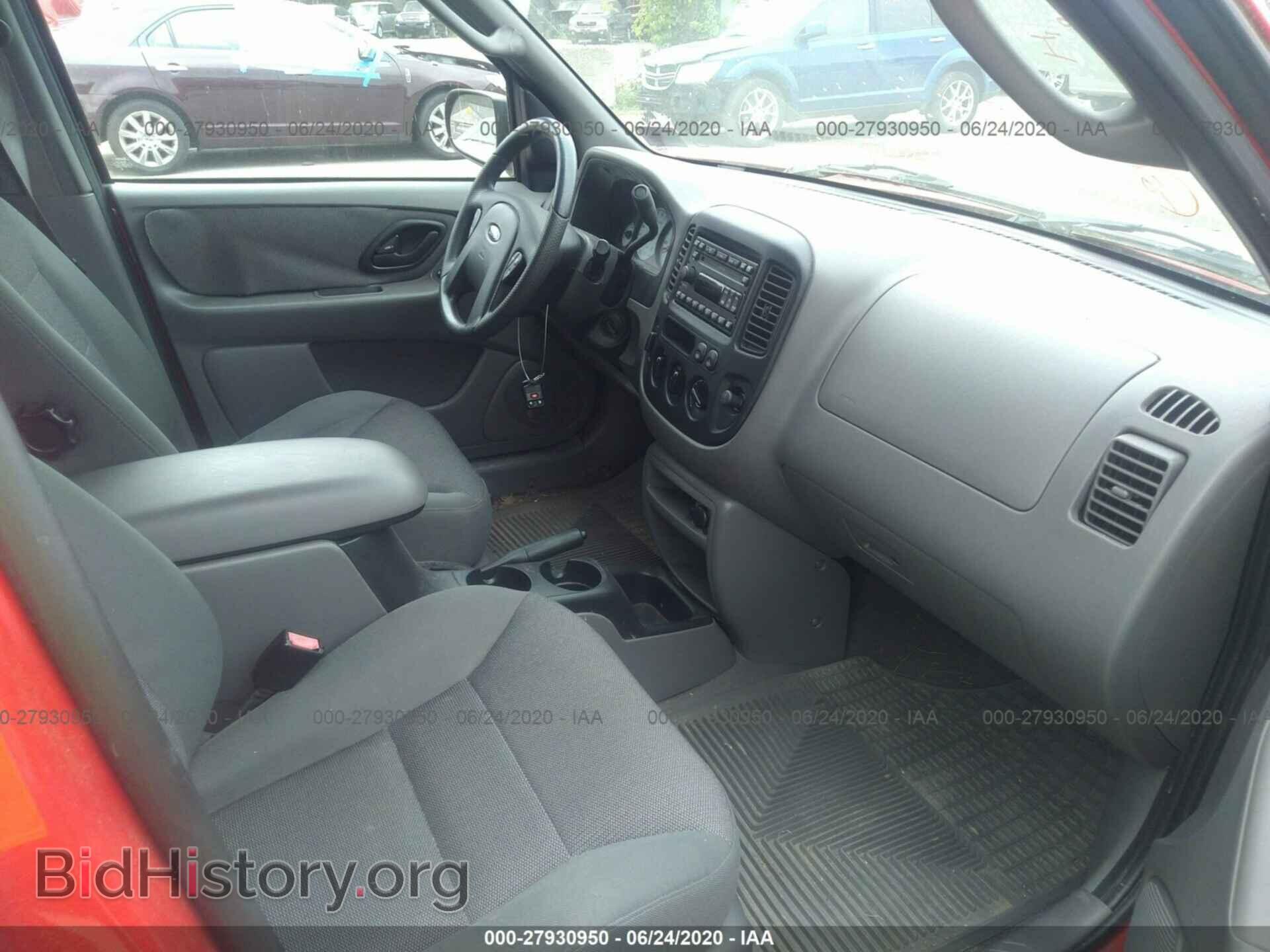 2002 Ford Escape - VIN: 1FMCU04112KD96219 - Фото 5