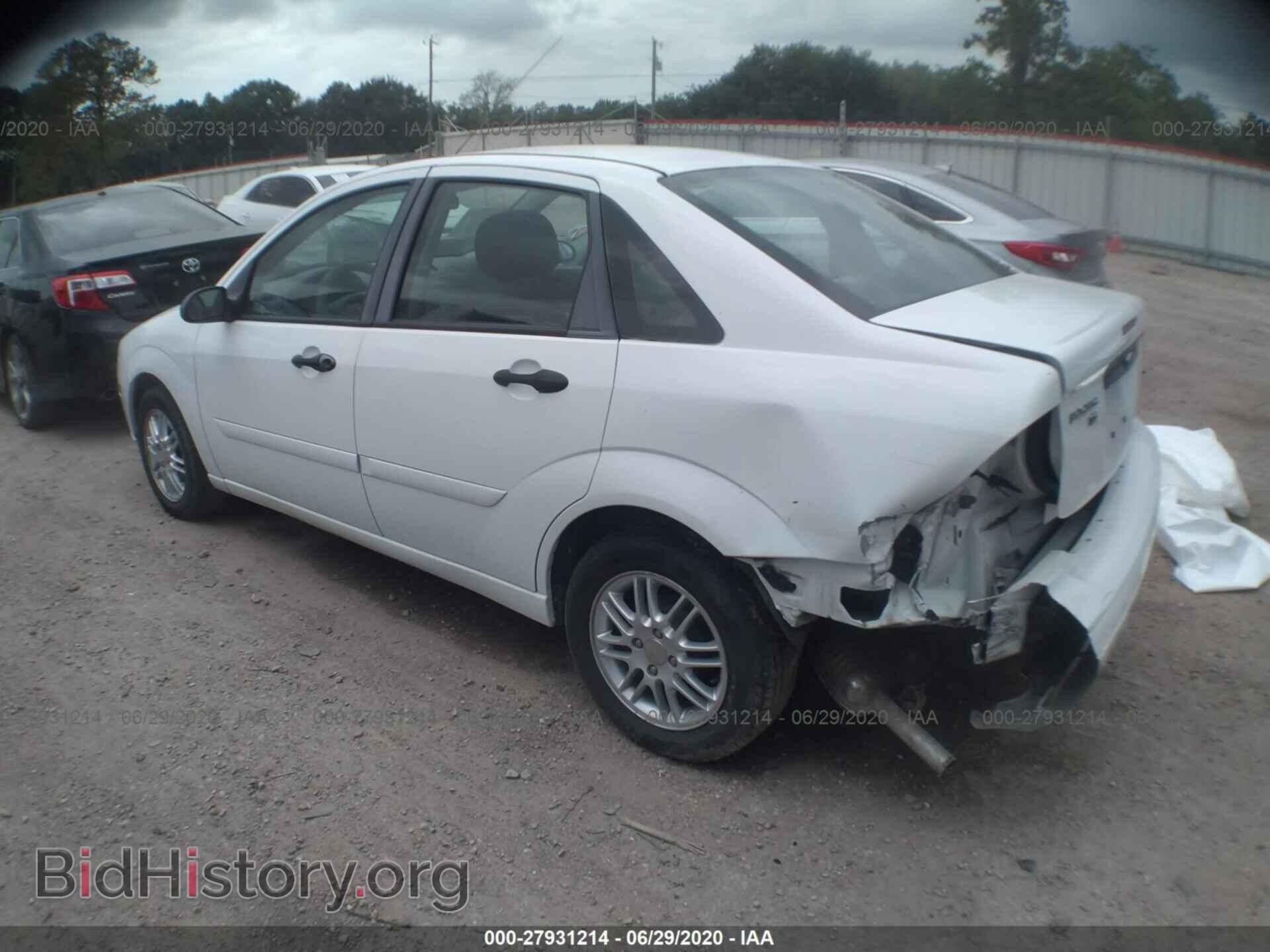 2007 FORD FOCUS - VIN: 1FAFP34N57W237674 - Фото 3