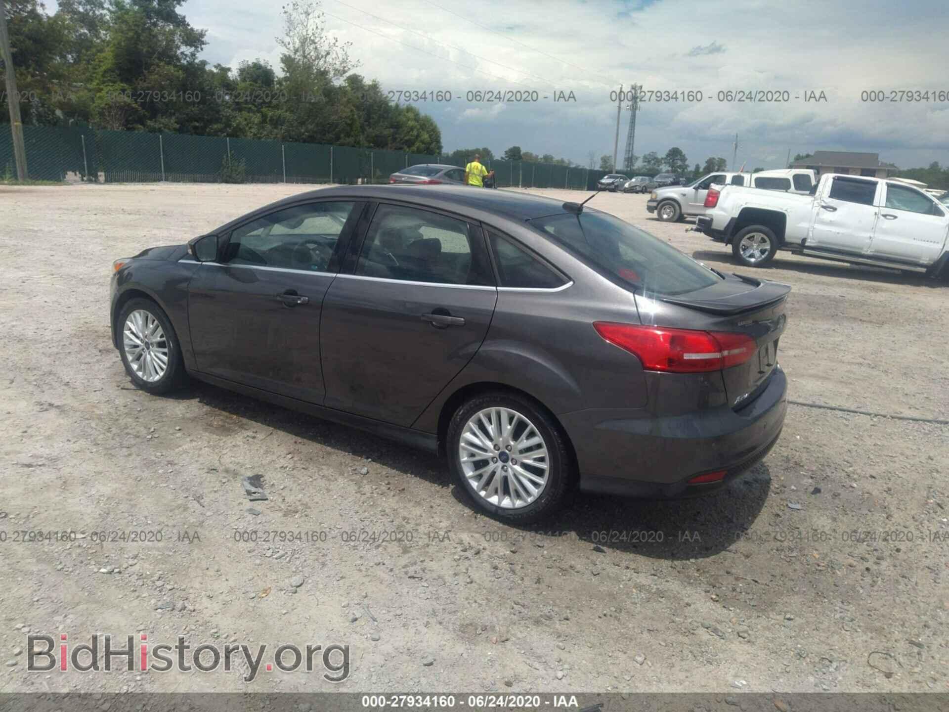 2017 FORD FOCUS - VIN: 1FADP3J20HL241216 - Фото 3