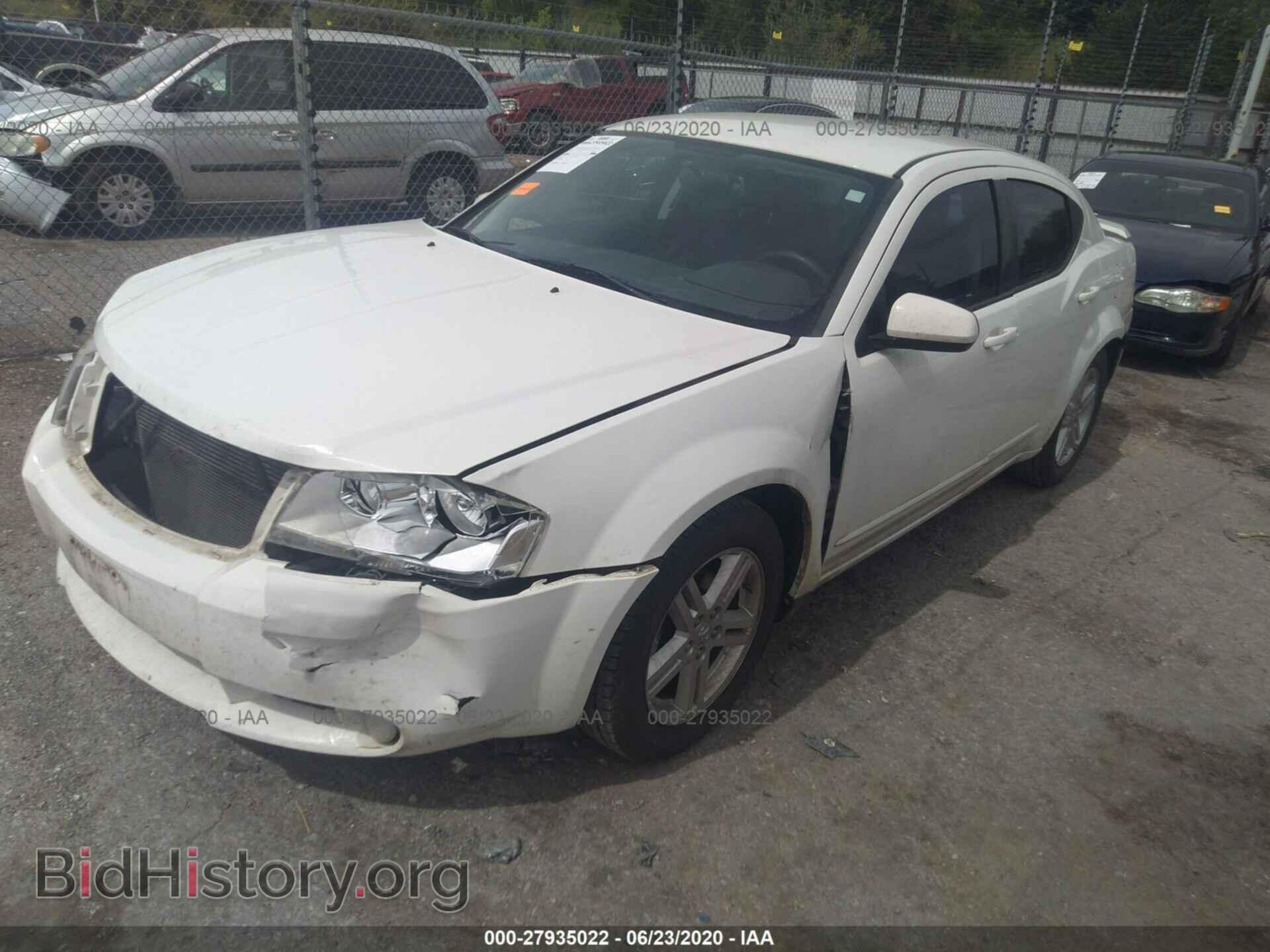 2010 DODGE AVENGER - VIN: 1B3CC5FB3AN141483 - Photo 2