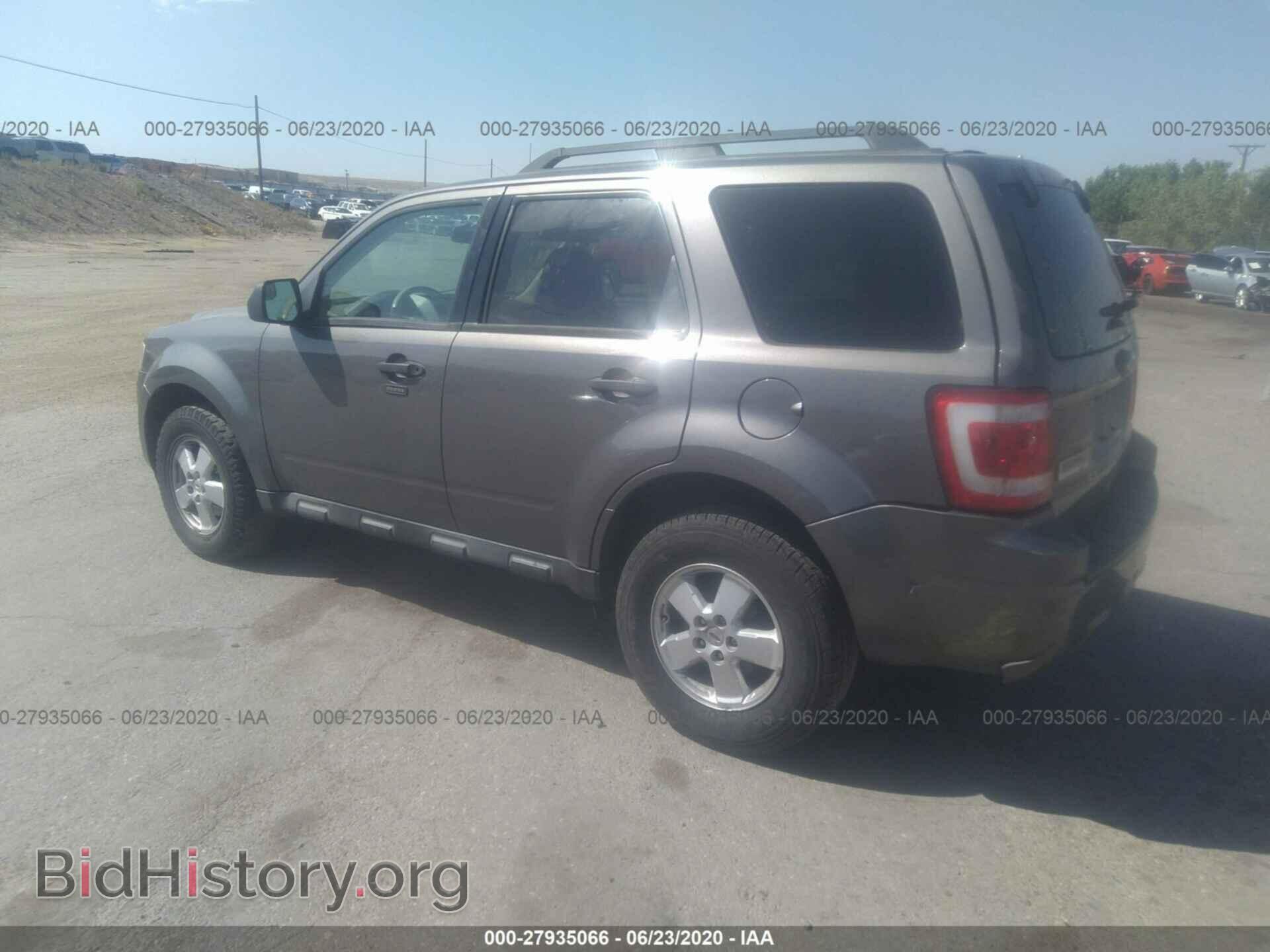 2011 FORD ESCAPE - VIN: 1FMCU0D77BKC30405 - Photo 3