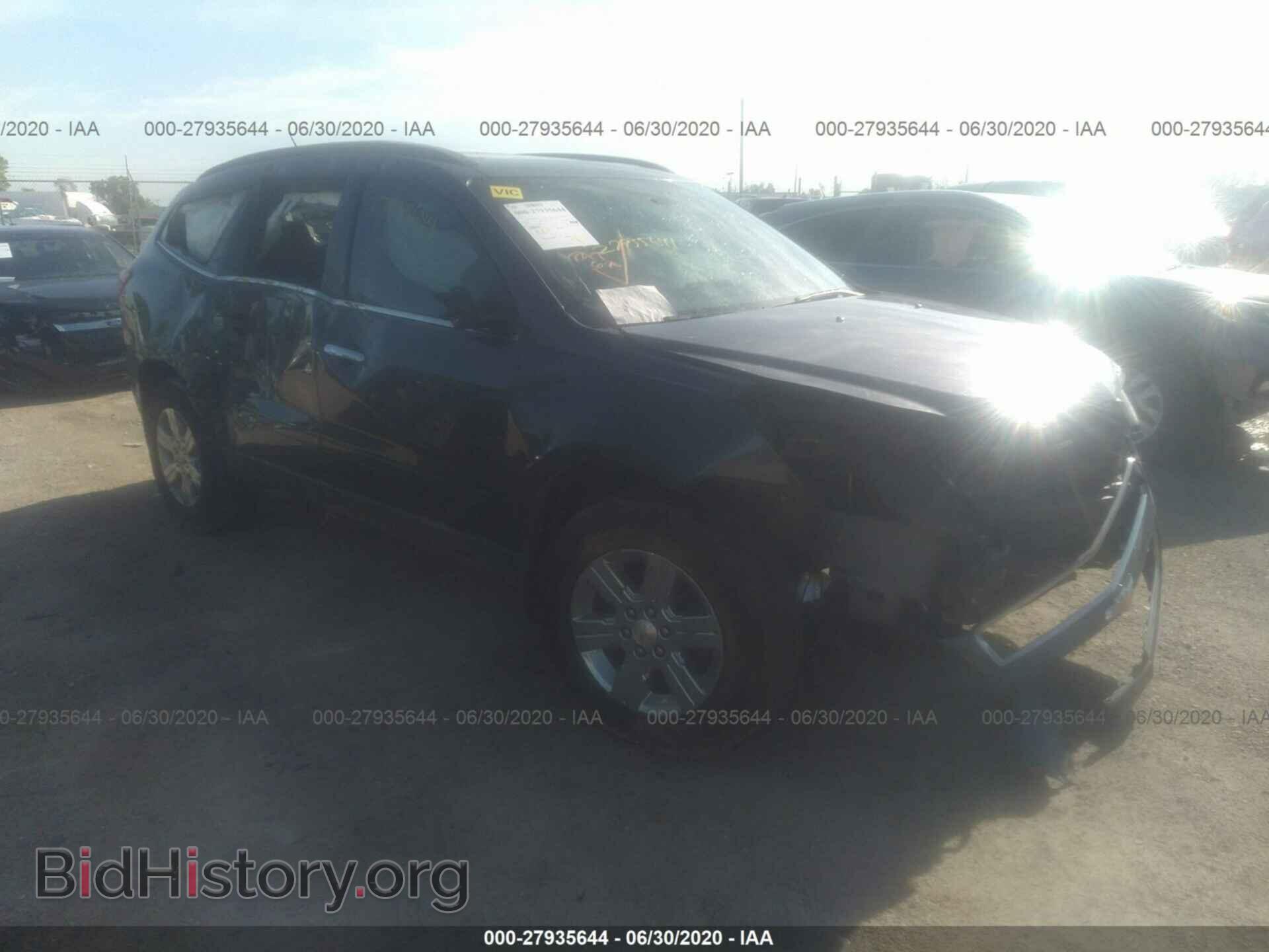 Фотография 1GNKRJED8BJ175438 - CHEVROLET TRAVERSE 2011