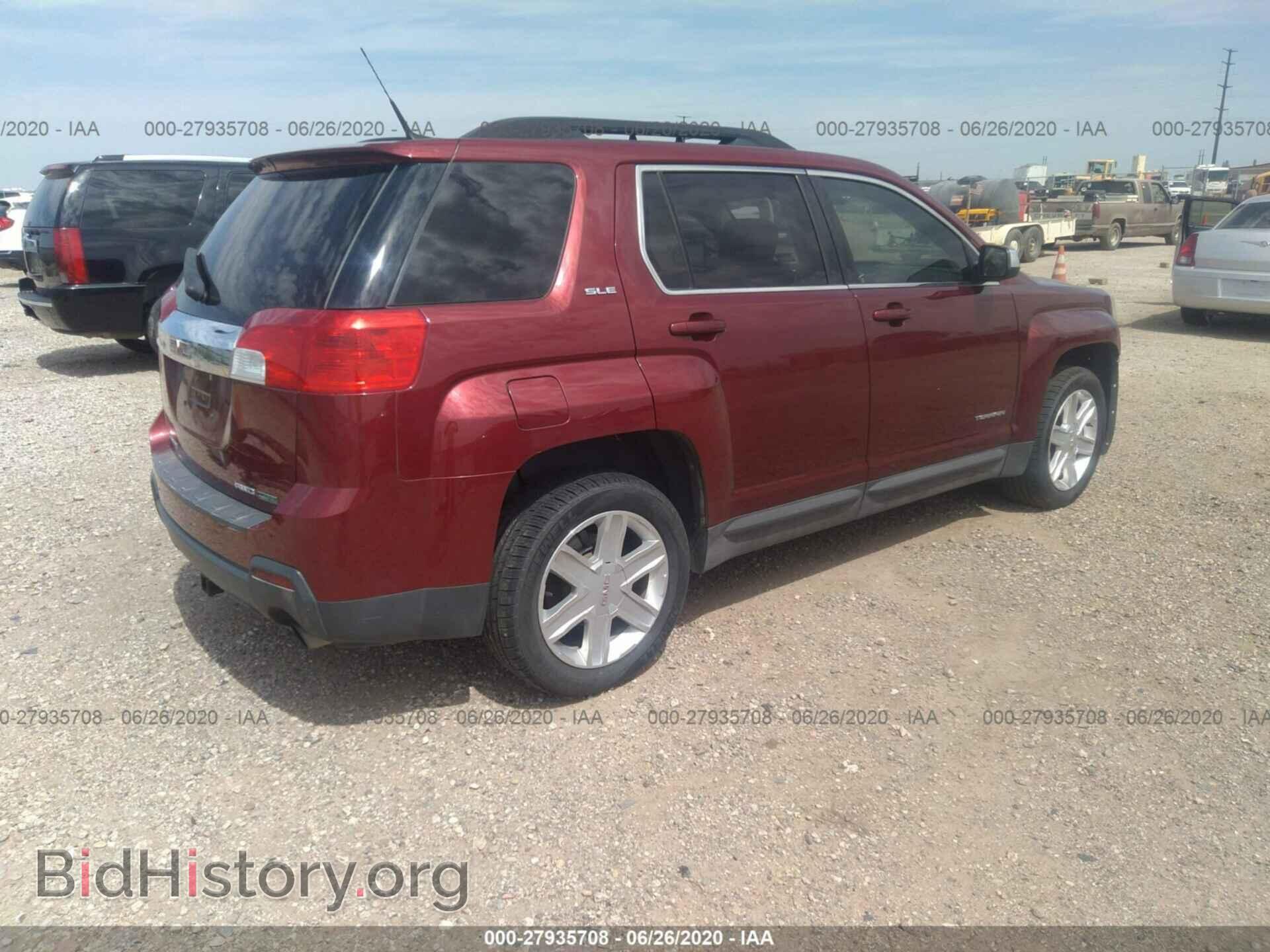 2011 GMC TERRAIN - VIN: 2CTFLTE59B6392059 - Photo 4