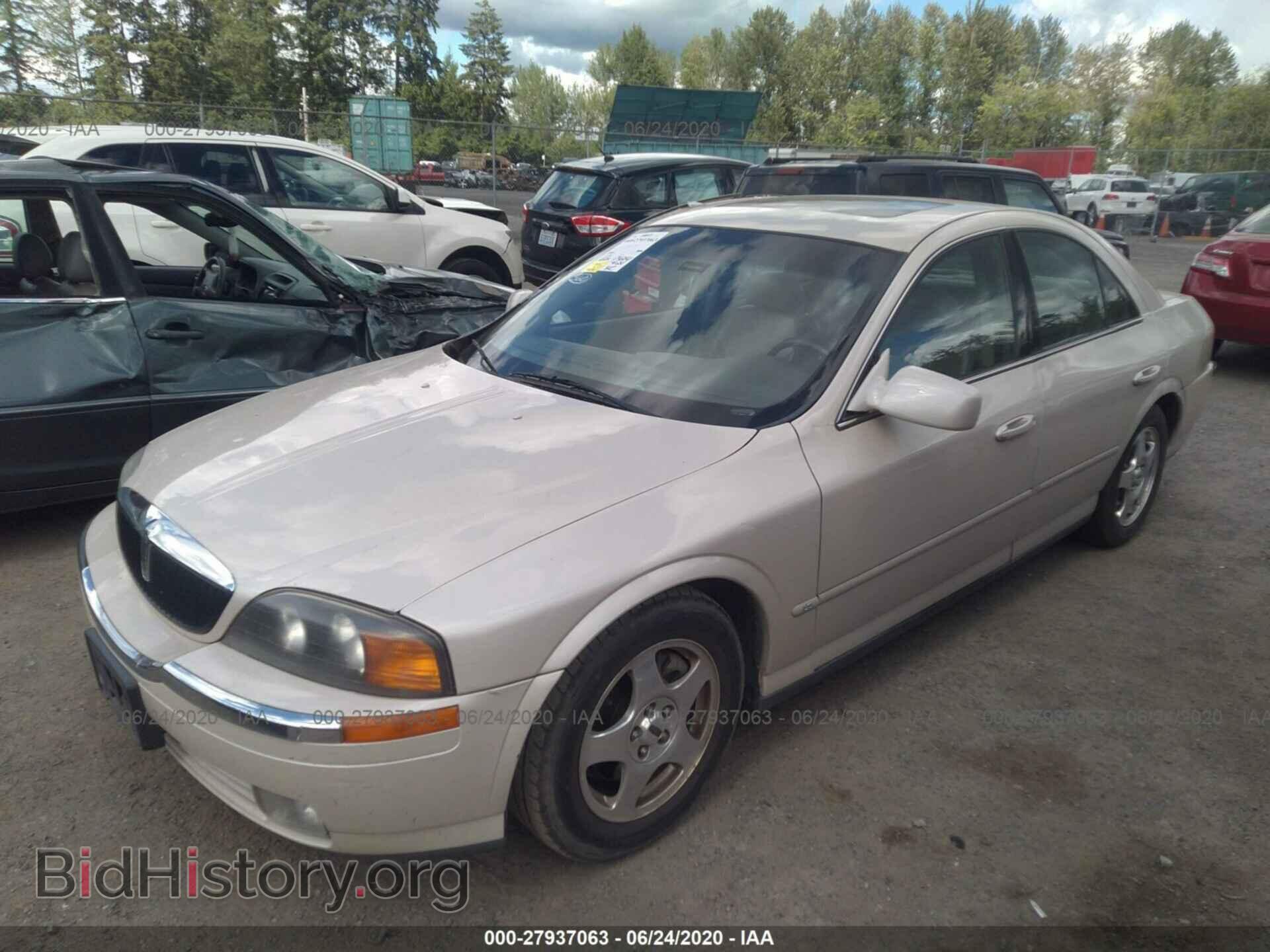 2000 LINCOLN LS - VIN: 1LNHM86S9YY761066 - Photo 2