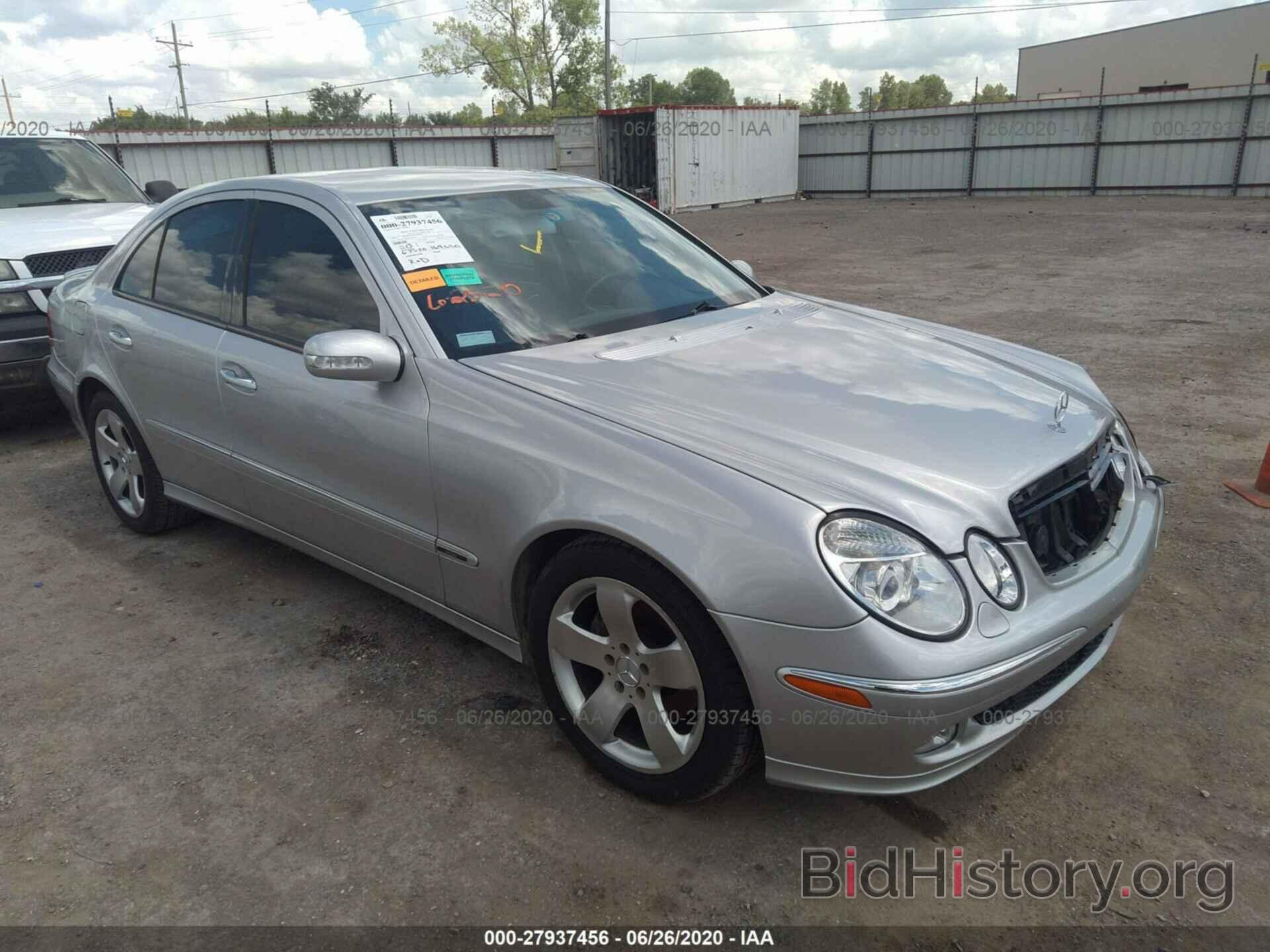 Photo WDBUF70J33A182520 - MERCEDES-BENZ E 2003