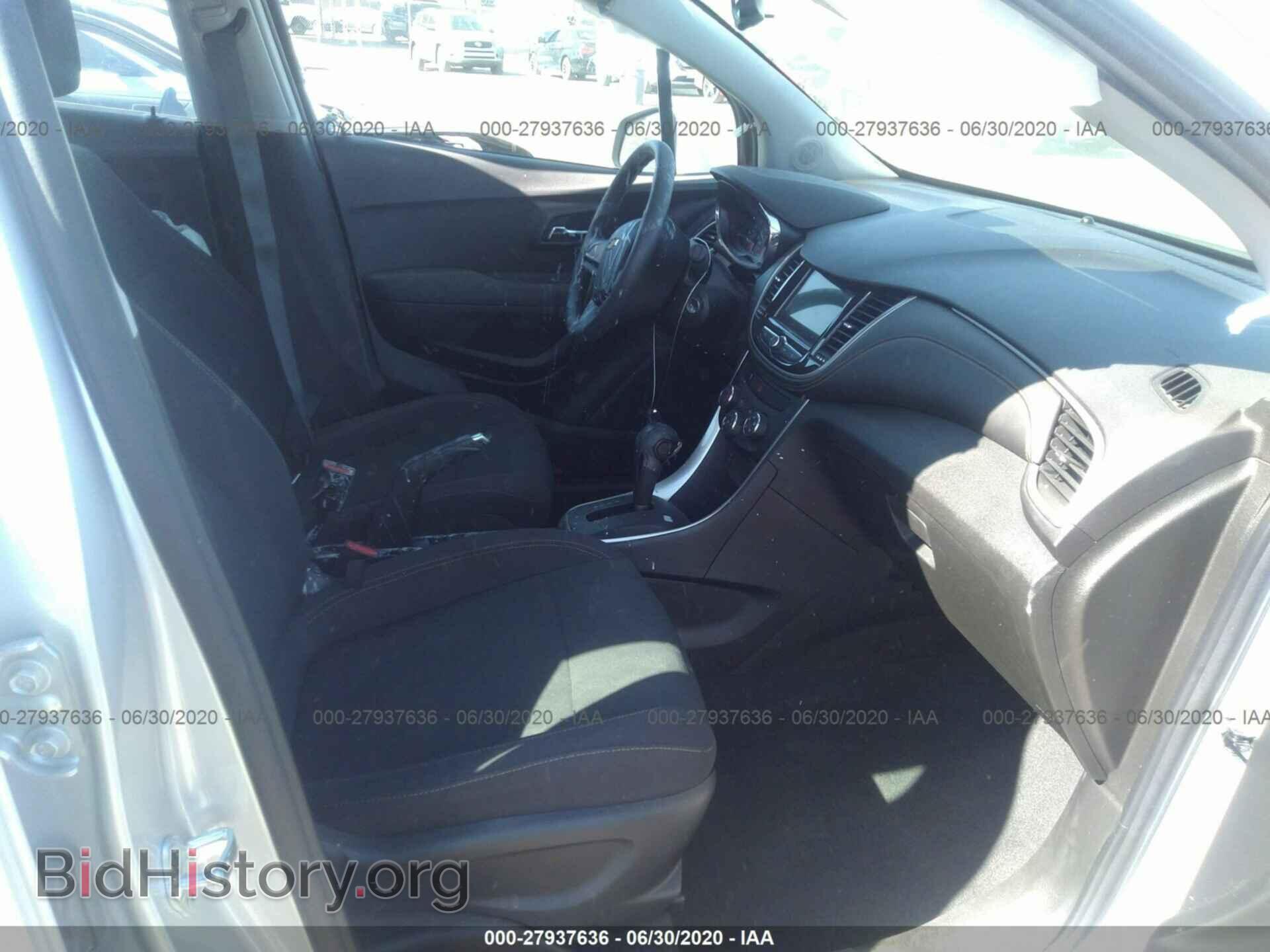 2019 CHEVROLET TRAX - VIN: 3GNCJKSB3KL356346 - Фото 5