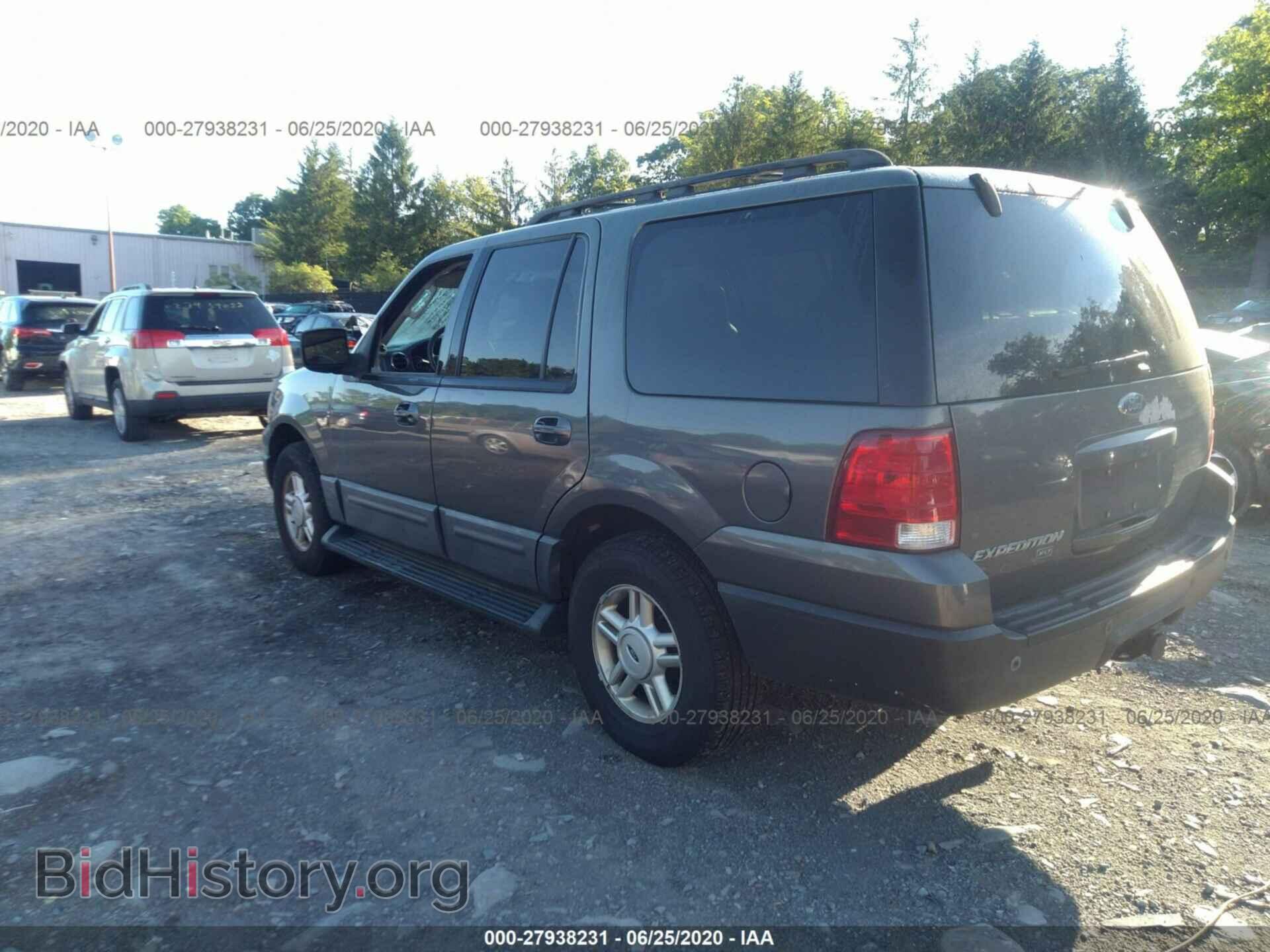 2005 FORD EXPEDITION - VIN: 1FMFU16575LB03537 - Фото 3