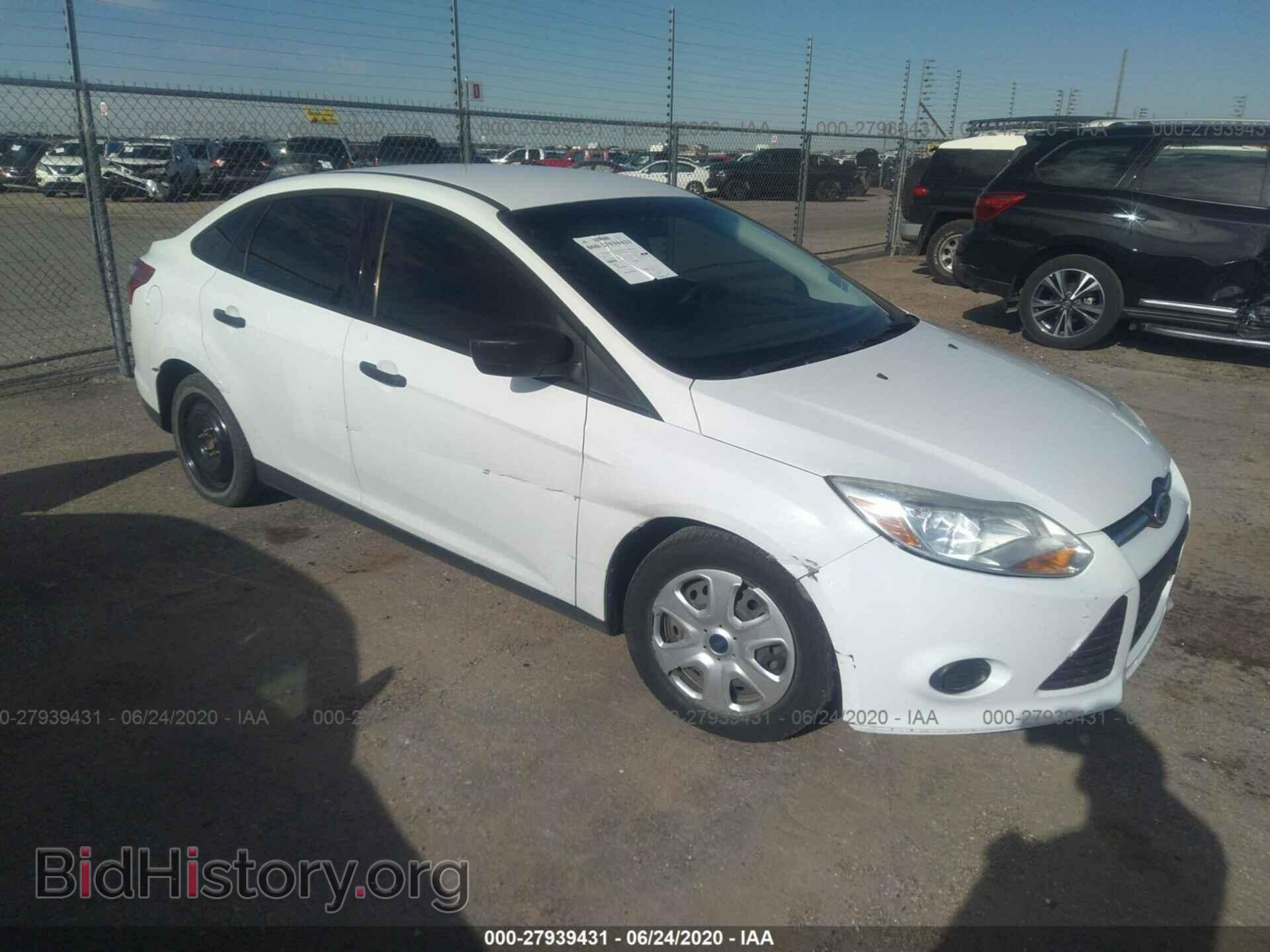 Photo 1FAHP3E23CL289930 - FORD FOCUS 2012