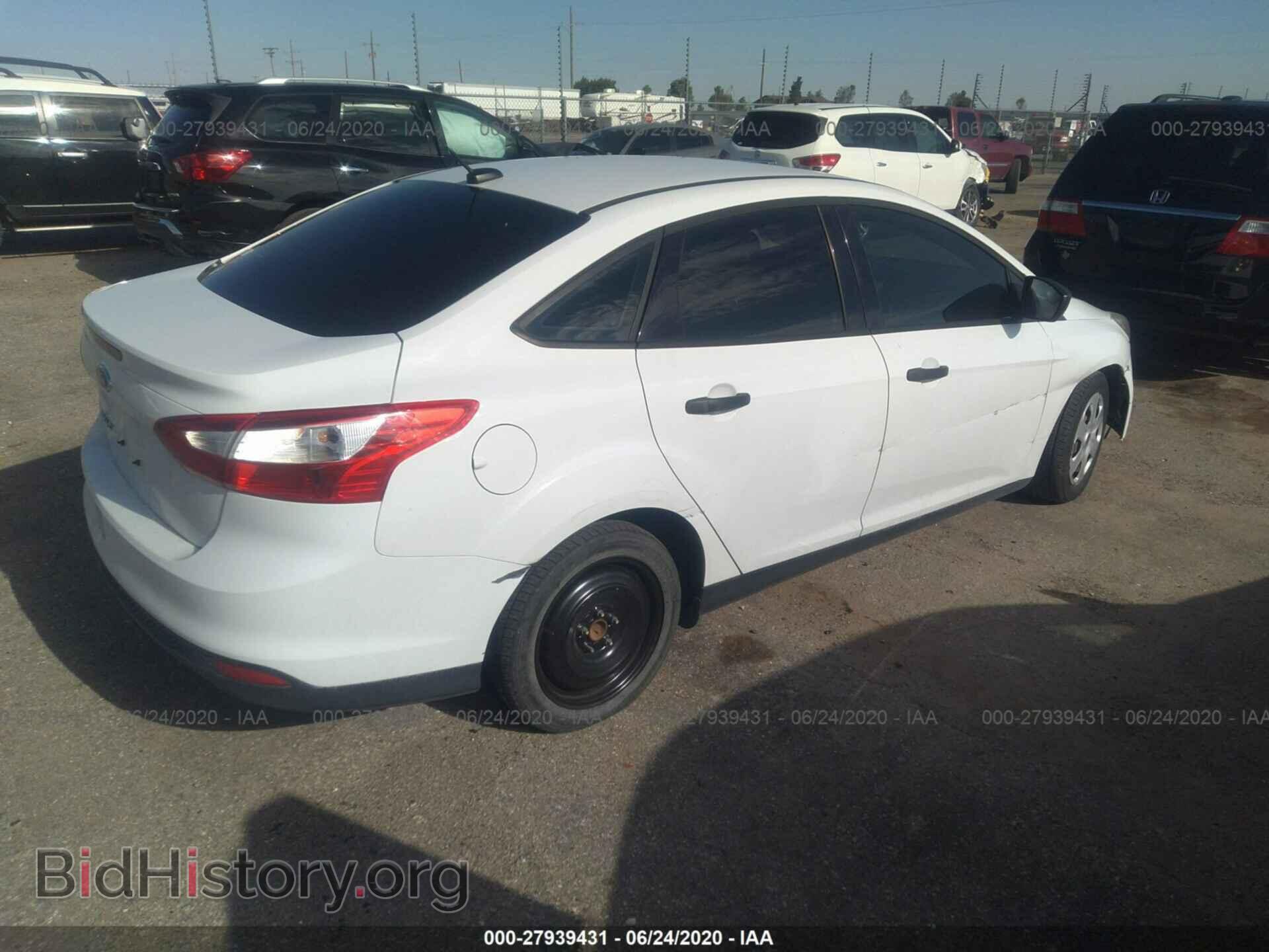 2012 FORD FOCUS - VIN: 1FAHP3E23CL289930 - Photo 4