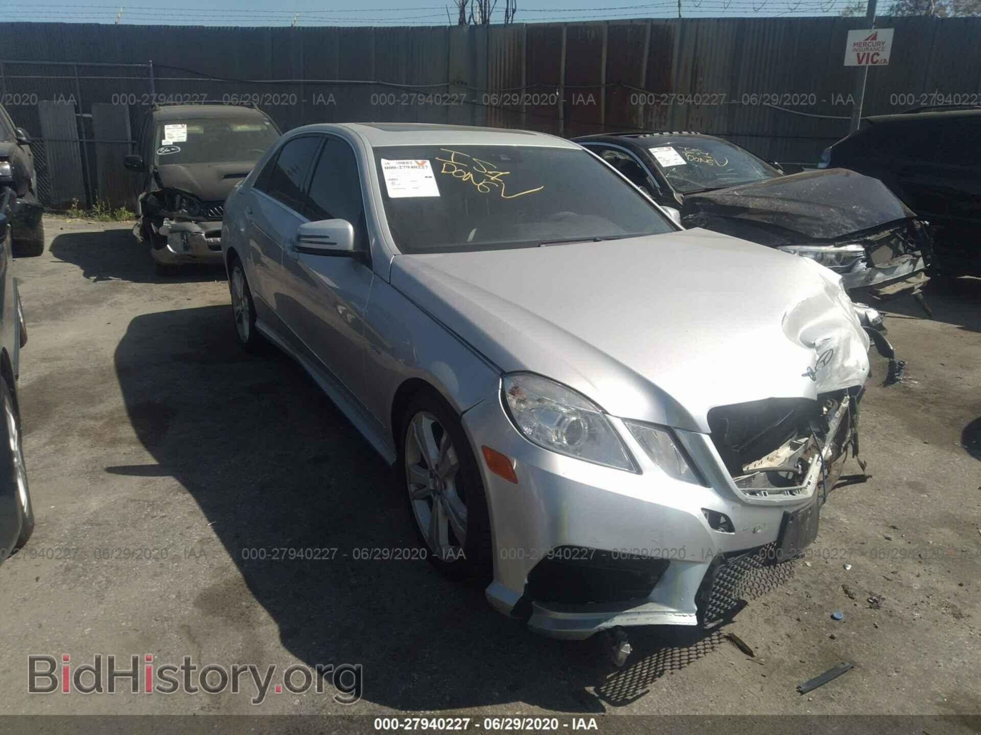 Photo WDDHF5KBXCA562599 - MERCEDES-BENZ E-CLASS 2012