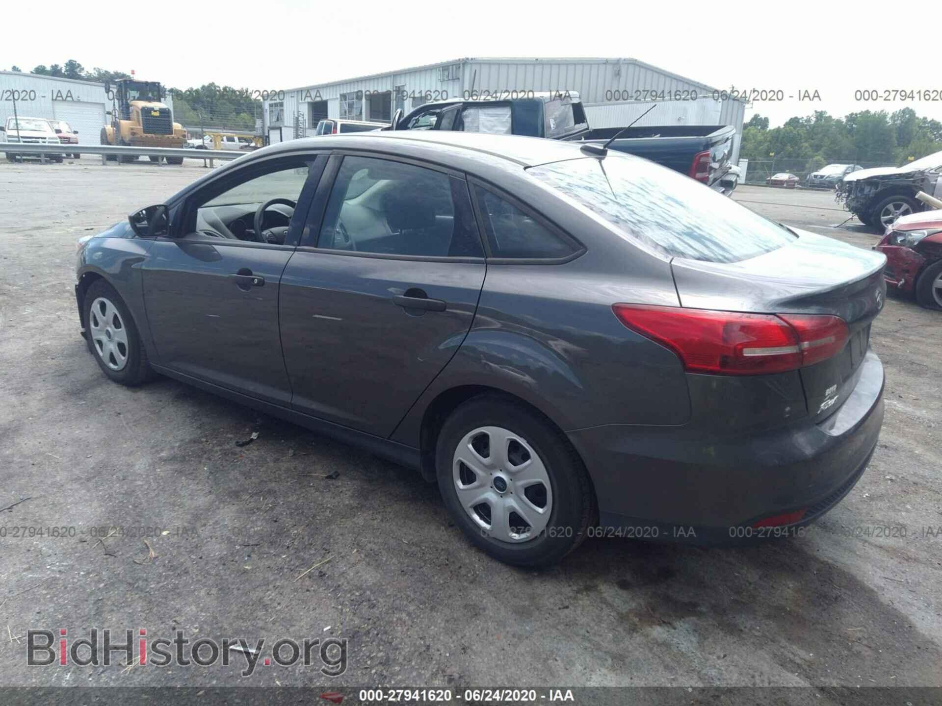 2017 FORD FOCUS - VIN: 1FADP3E24HL330992 - Фото 3