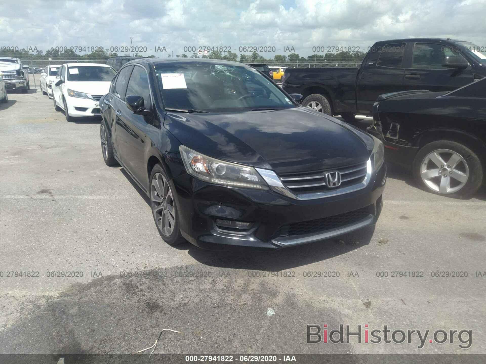 Photo 1HGCR2F59EA155506 - HONDA ACCORD SEDAN 2014