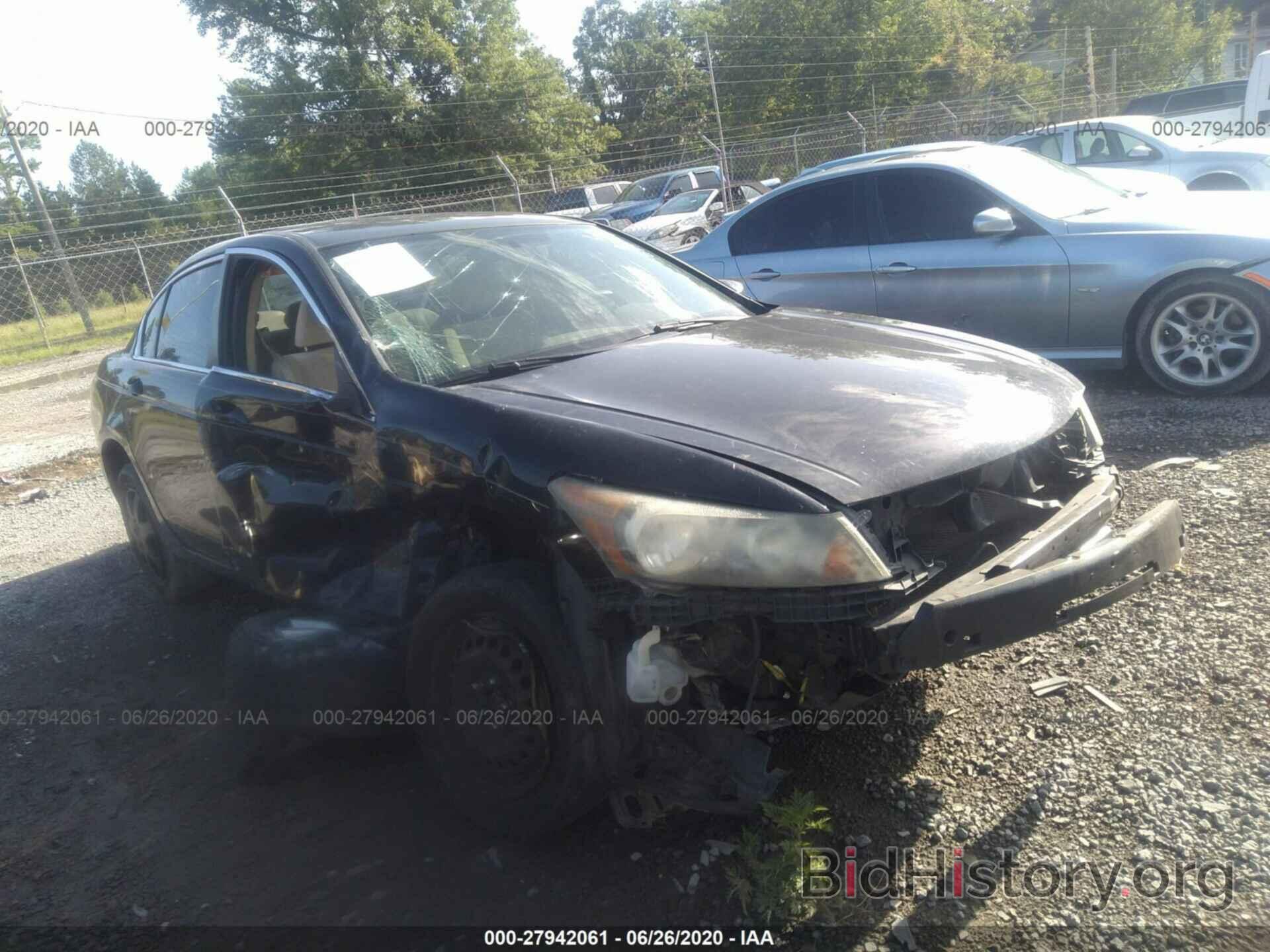 Photo 1HGCP2F32AA154681 - HONDA ACCORD SDN 2010