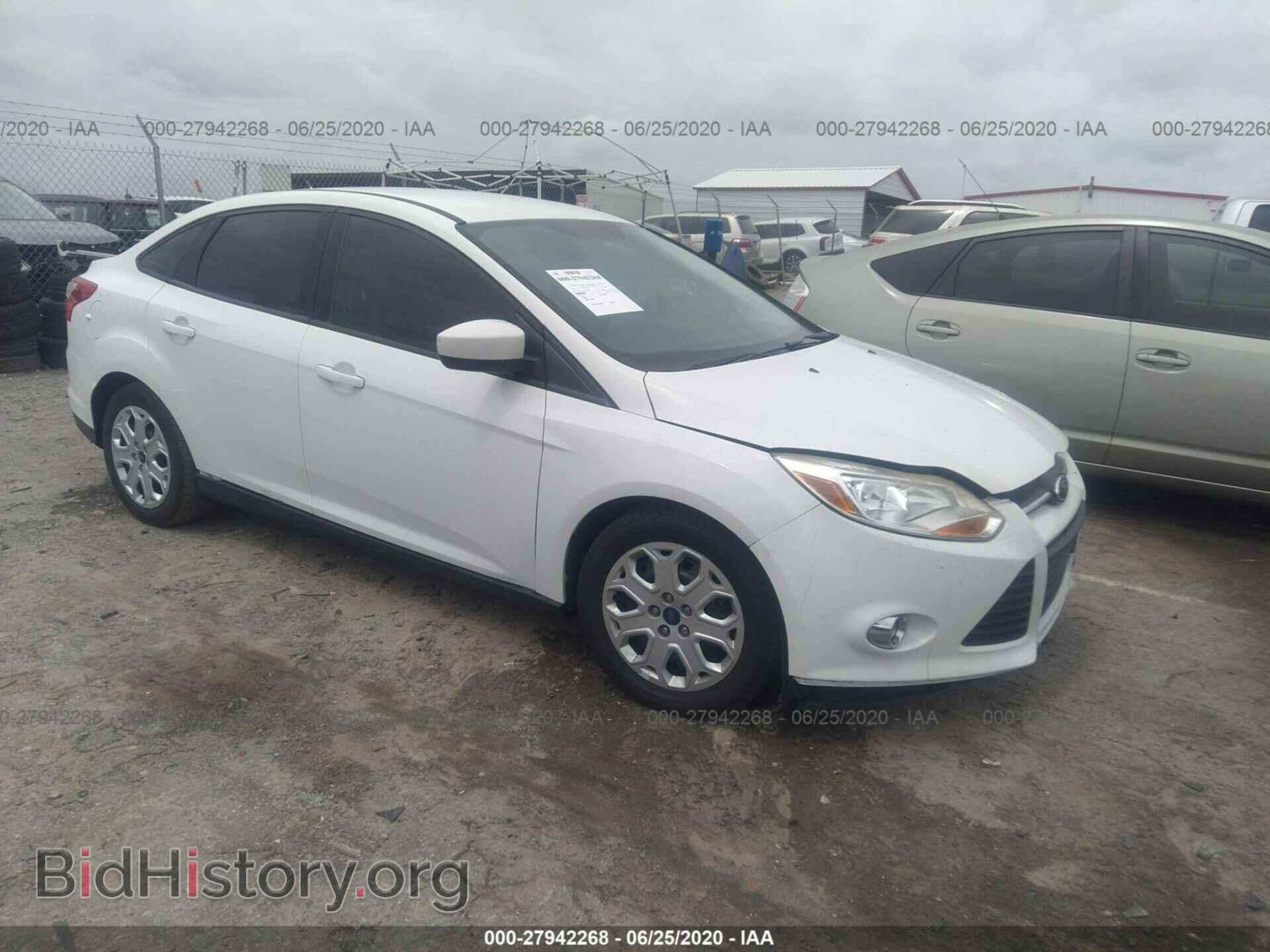 Photo 1FAHP3F24CL413654 - FORD FOCUS 2012