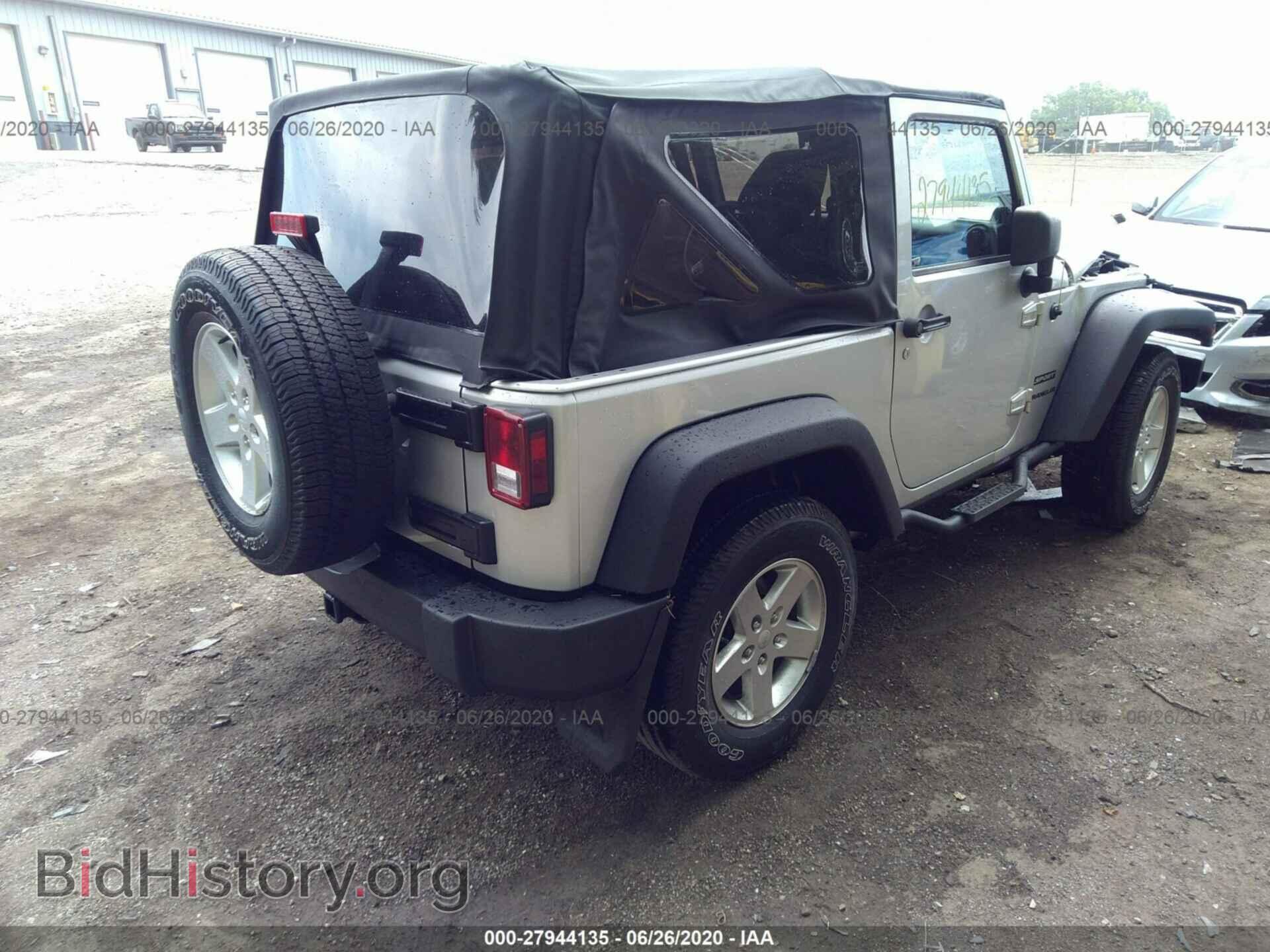 2011 JEEP WRANGLER - VIN: 1J4AA2D18BL577189 - Фото 4