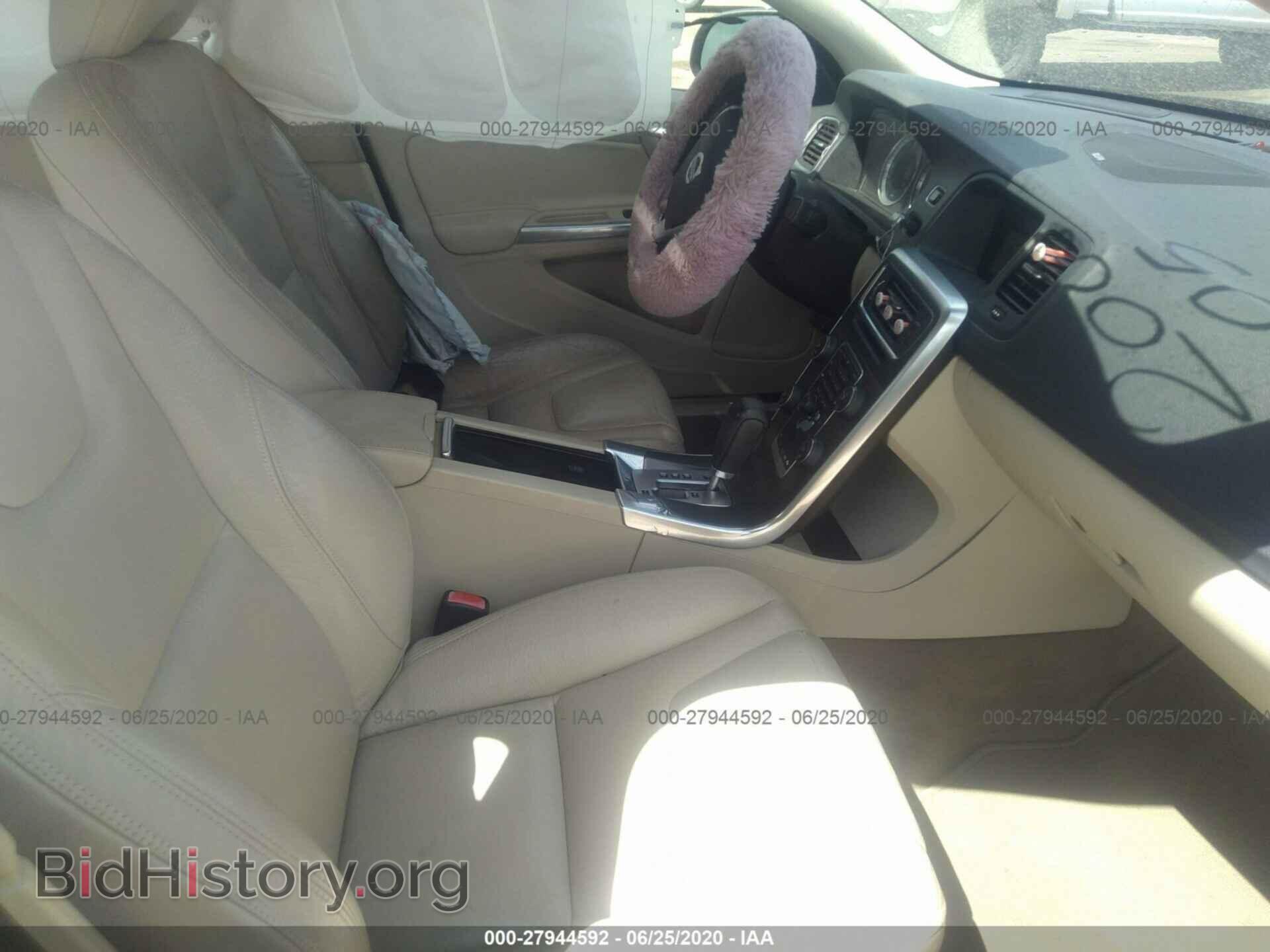 2011 VOLVO S60 - VIN: YV1902FH2B2006836 - Фото 5