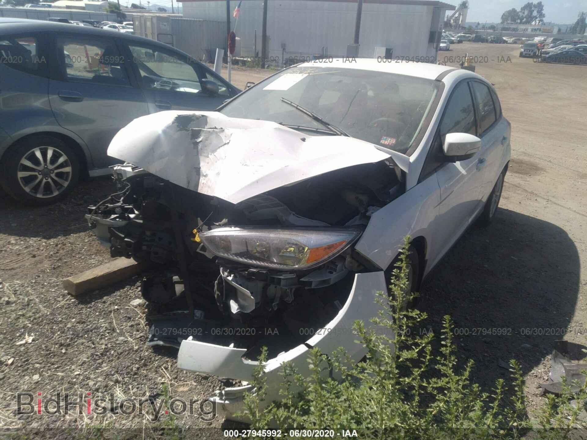 2017 FORD FOCUS - VIN: 1FADP3K27HL319599 - Photo 2