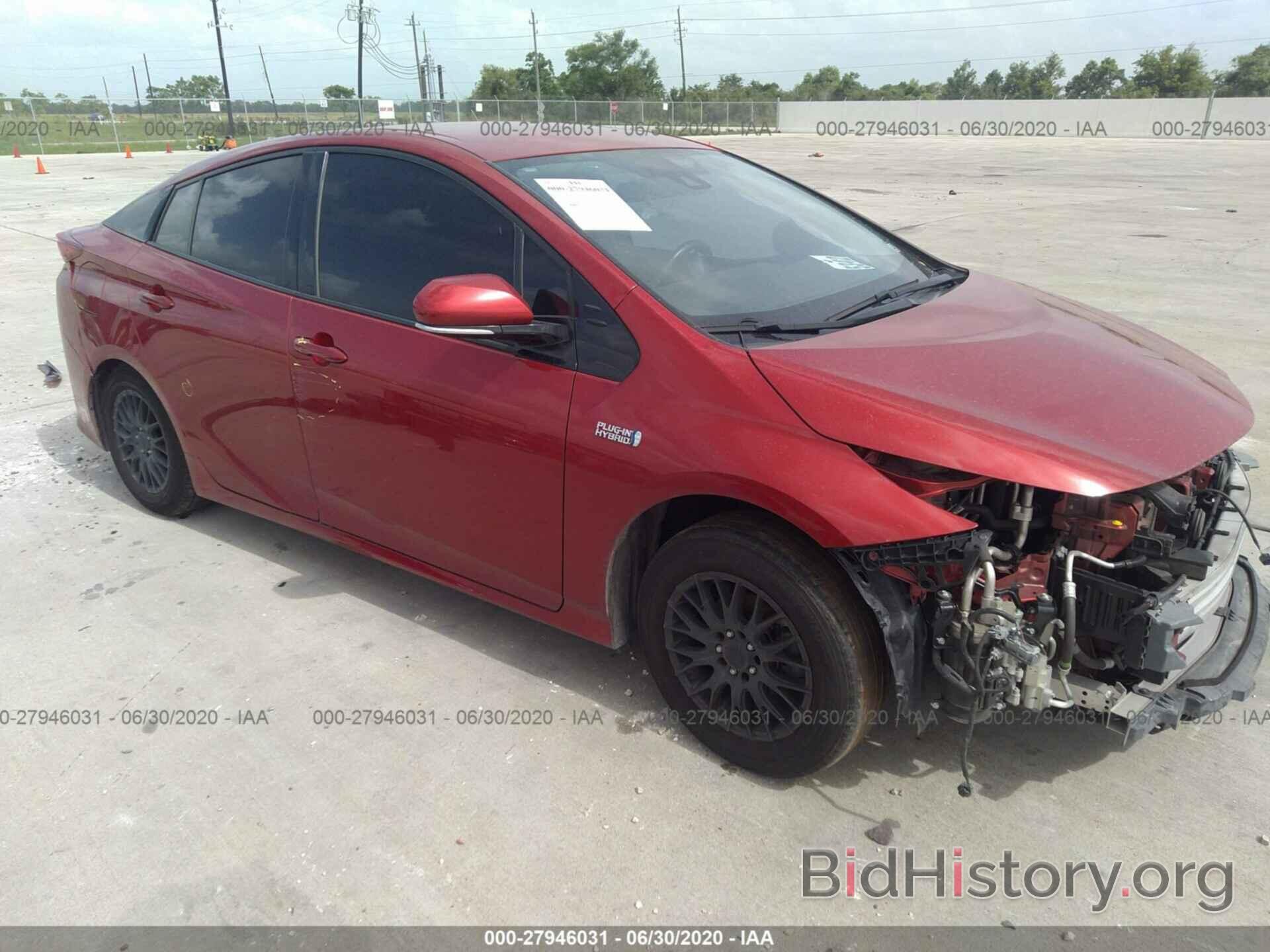 Photo JTDKARFP2H3010800 - TOYOTA PRIUS PRIME 2017