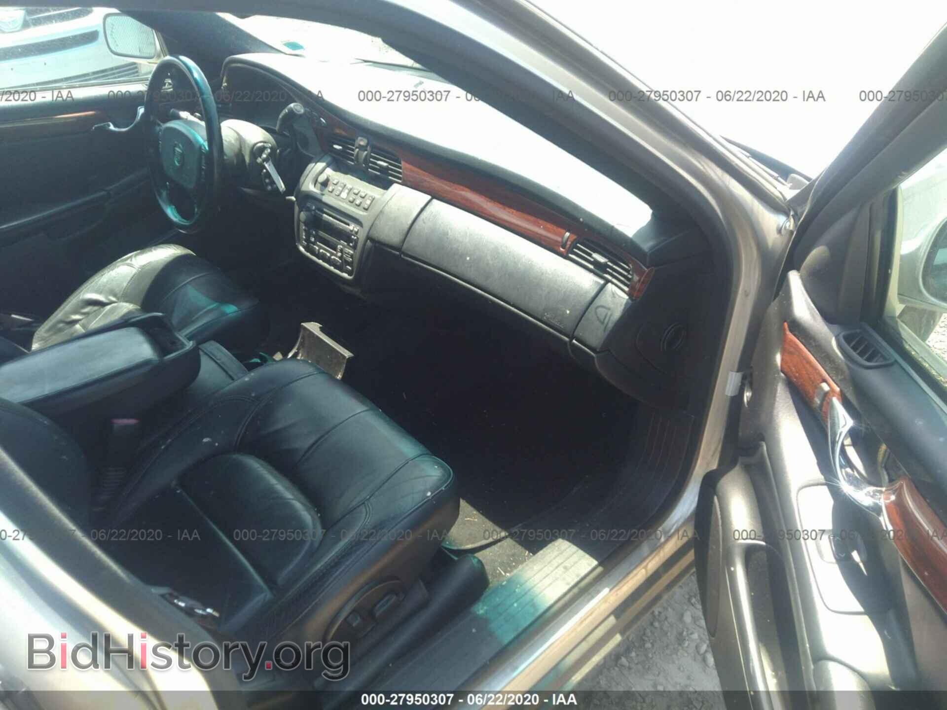 2004 CADILLAC DEVILLE - VIN: 1G6KD54Y84U173843 - Photo 5