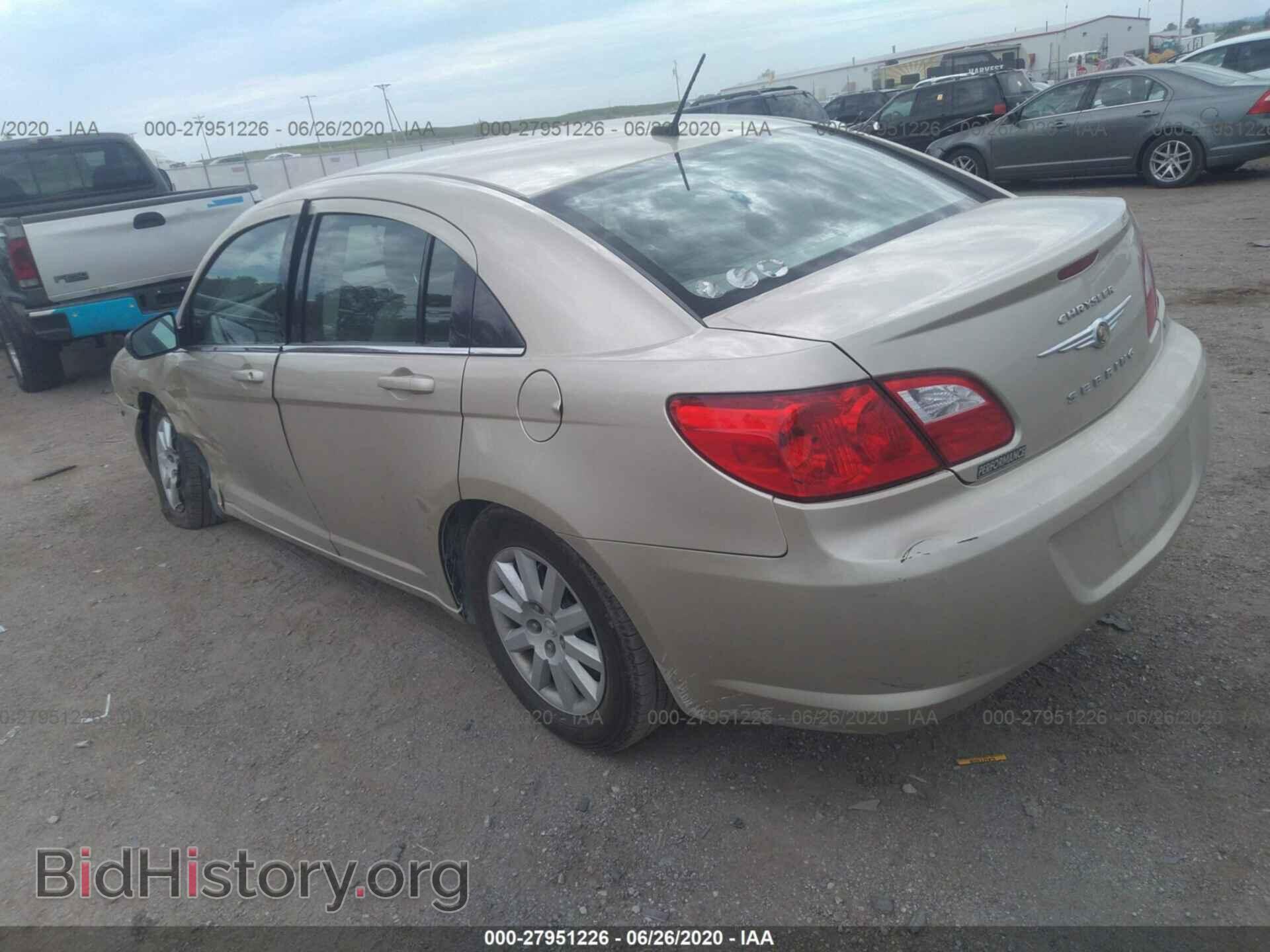 2010 CHRYSLER SEBRING - VIN: 1C3CC4FB2AN163374 - Фото 3