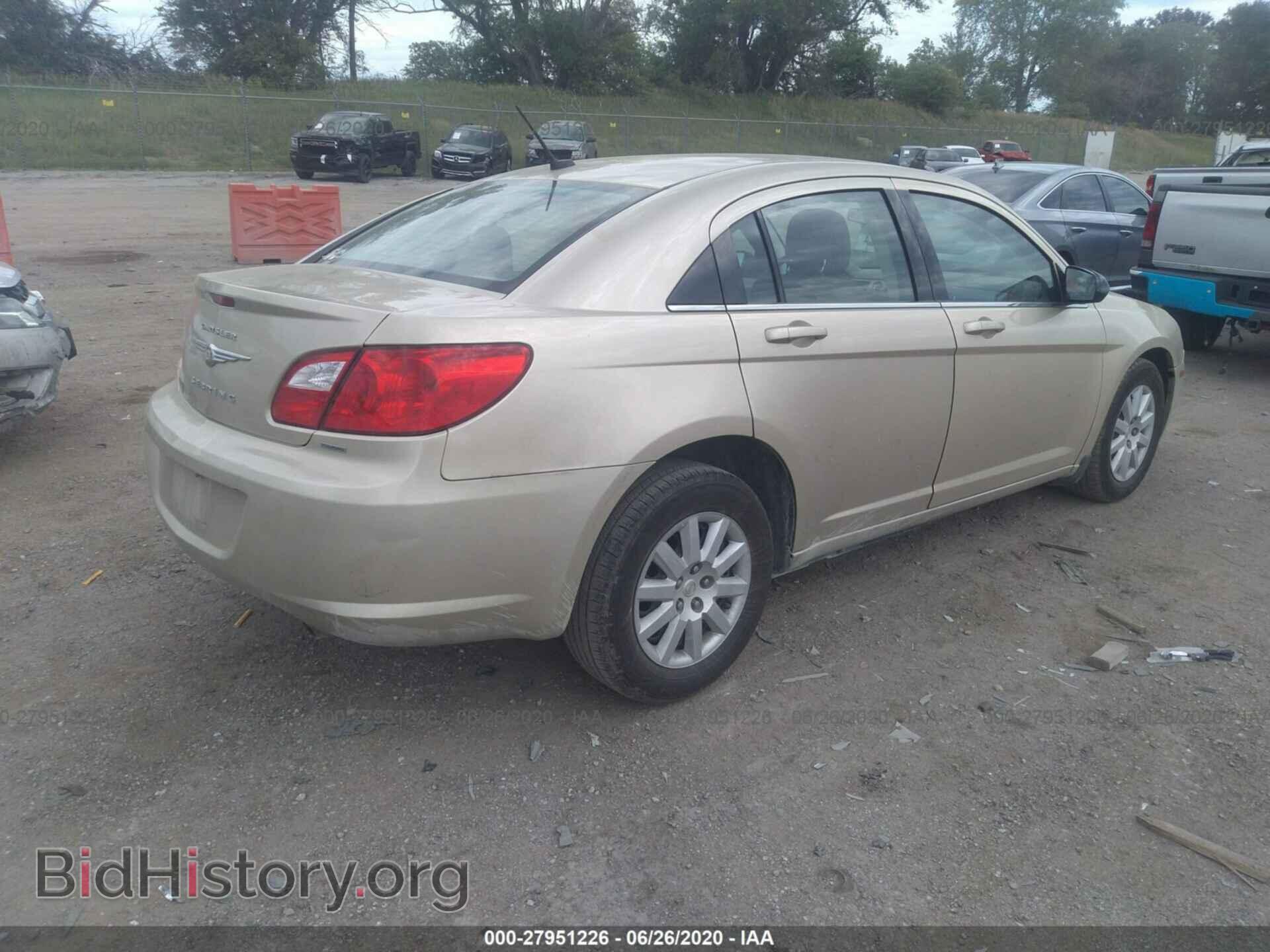 2010 CHRYSLER SEBRING - VIN: 1C3CC4FB2AN163374 - Фото 4