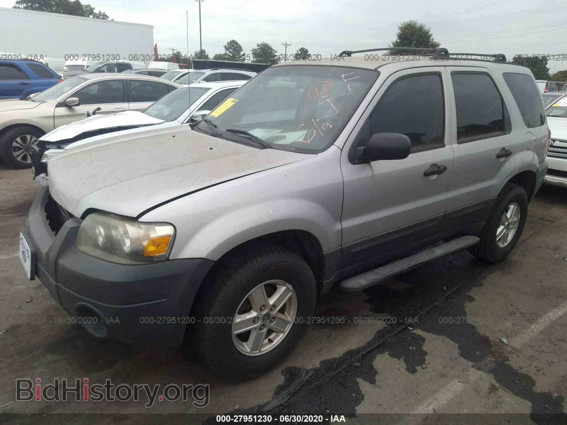 2005 FORD ESCAPE - VIN: 1FMYU02ZX5KD63271 - Фото 2