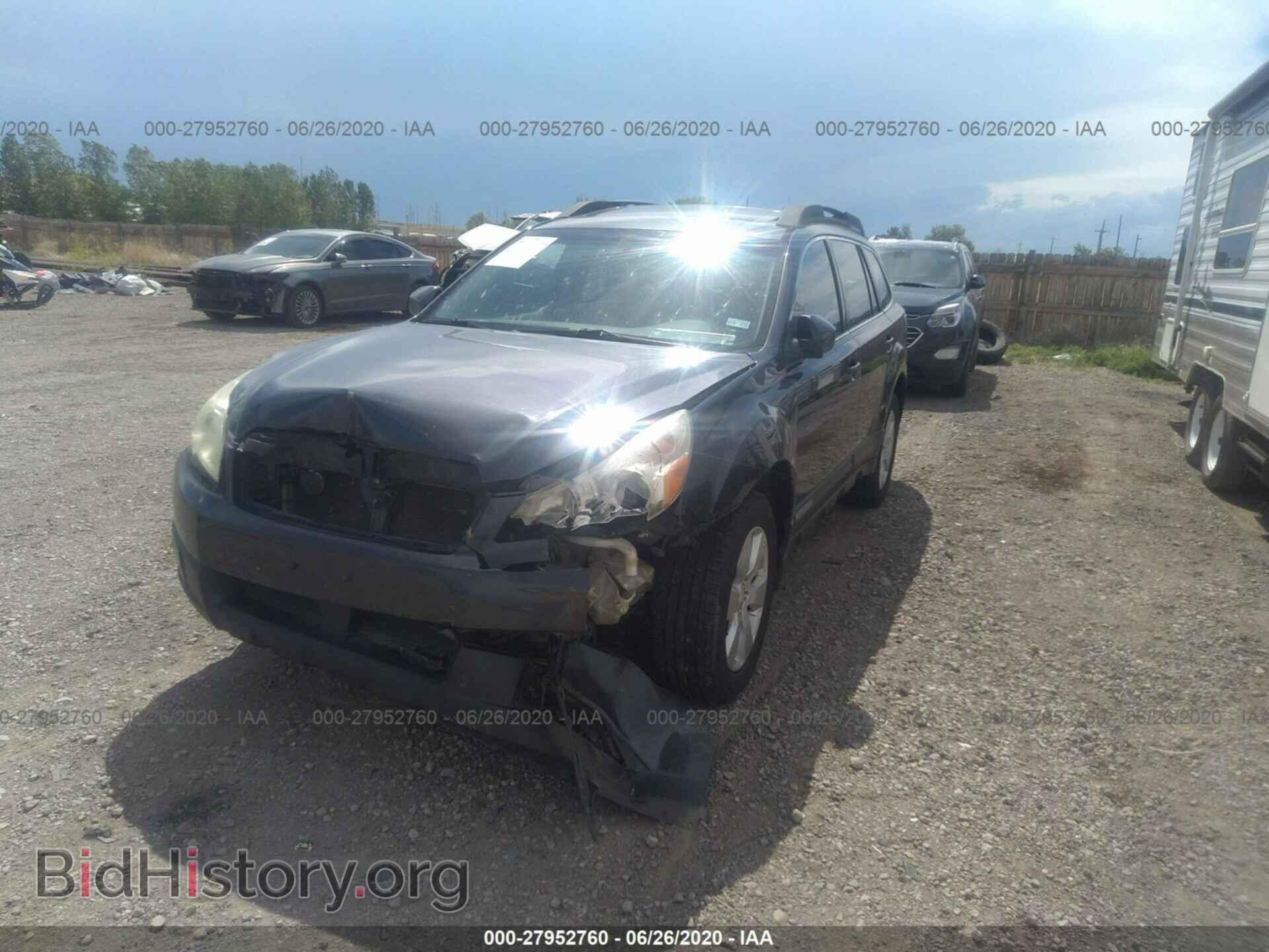 2011 SUBARU OUTBACK - VIN: 4S4BRBGC4B3438883 - Фото 2