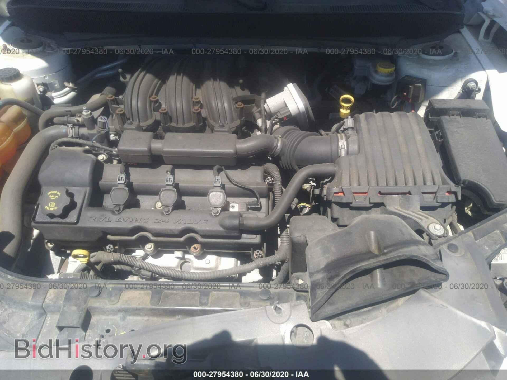 2010 CHRYSLER SEBRING - VIN: 1C3CC5FD6AN192304 - Фото 10