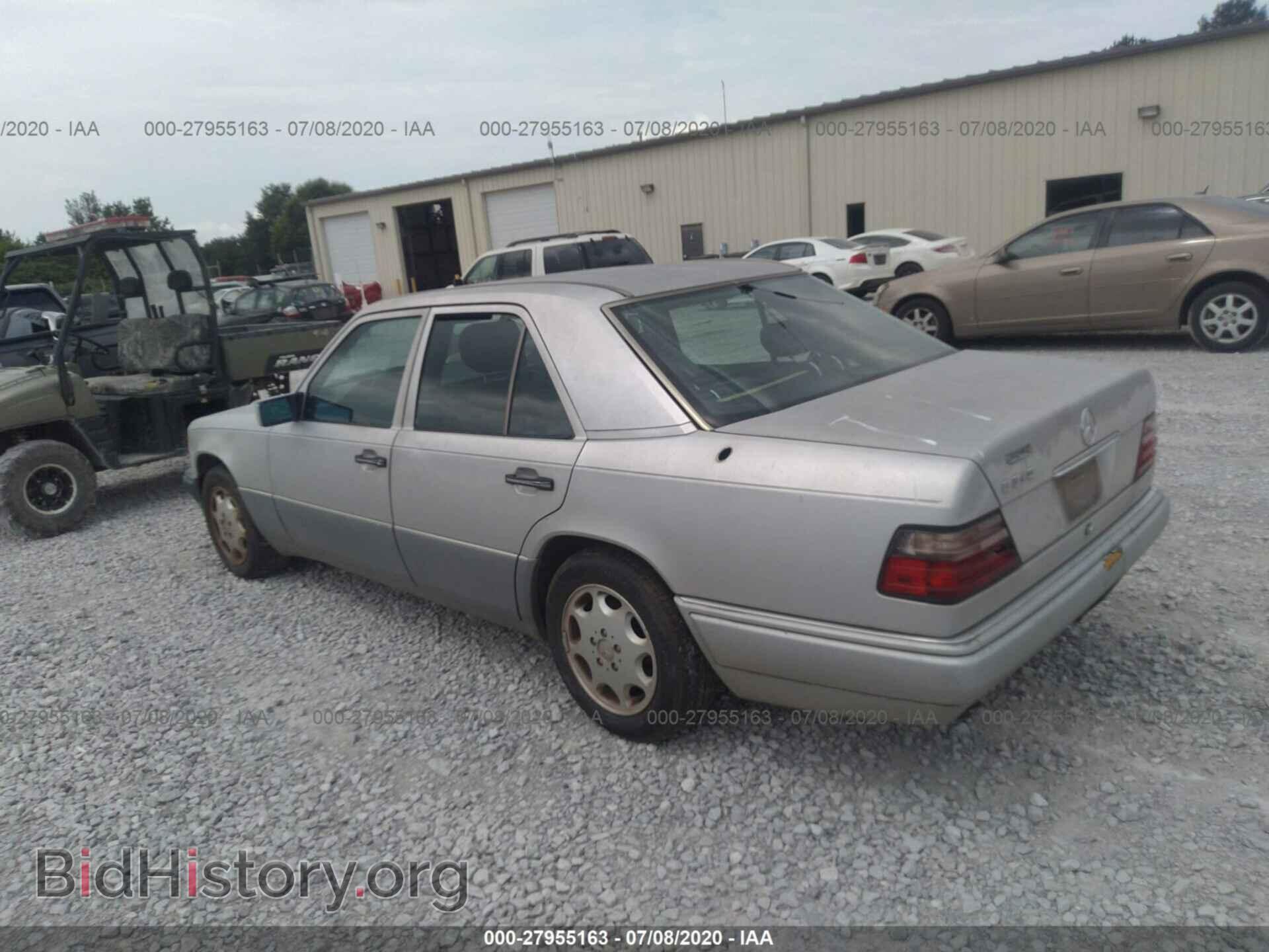 1994 Mercedes-benz E - VIN: WDEA32E4RC056871 - Photo 3