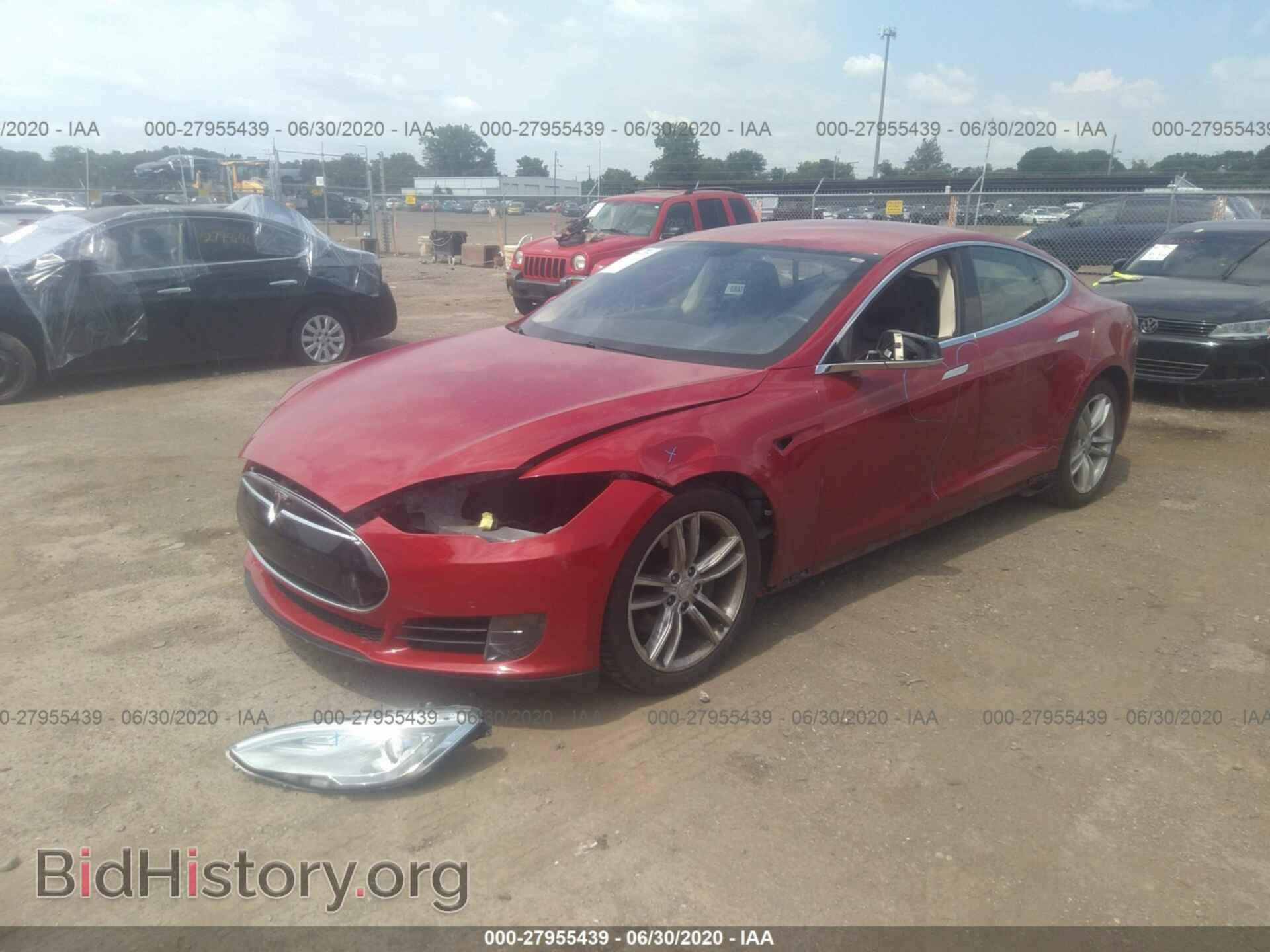 2013 TESLA MODEL S - VIN: 5YJSA1AC1DFP10312 - Фото 2