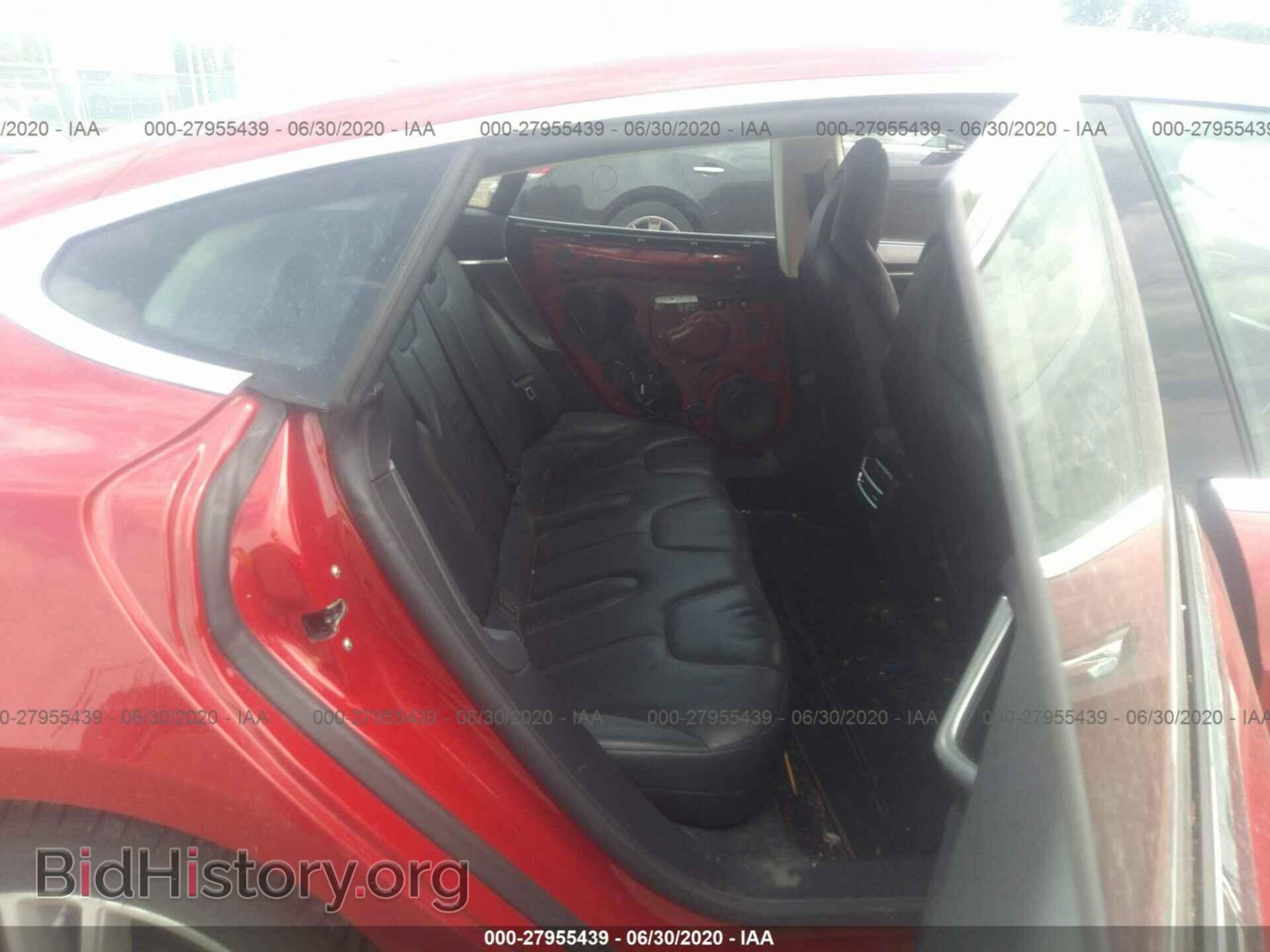 2013 TESLA MODEL S - VIN: 5YJSA1AC1DFP10312 - Фото 8