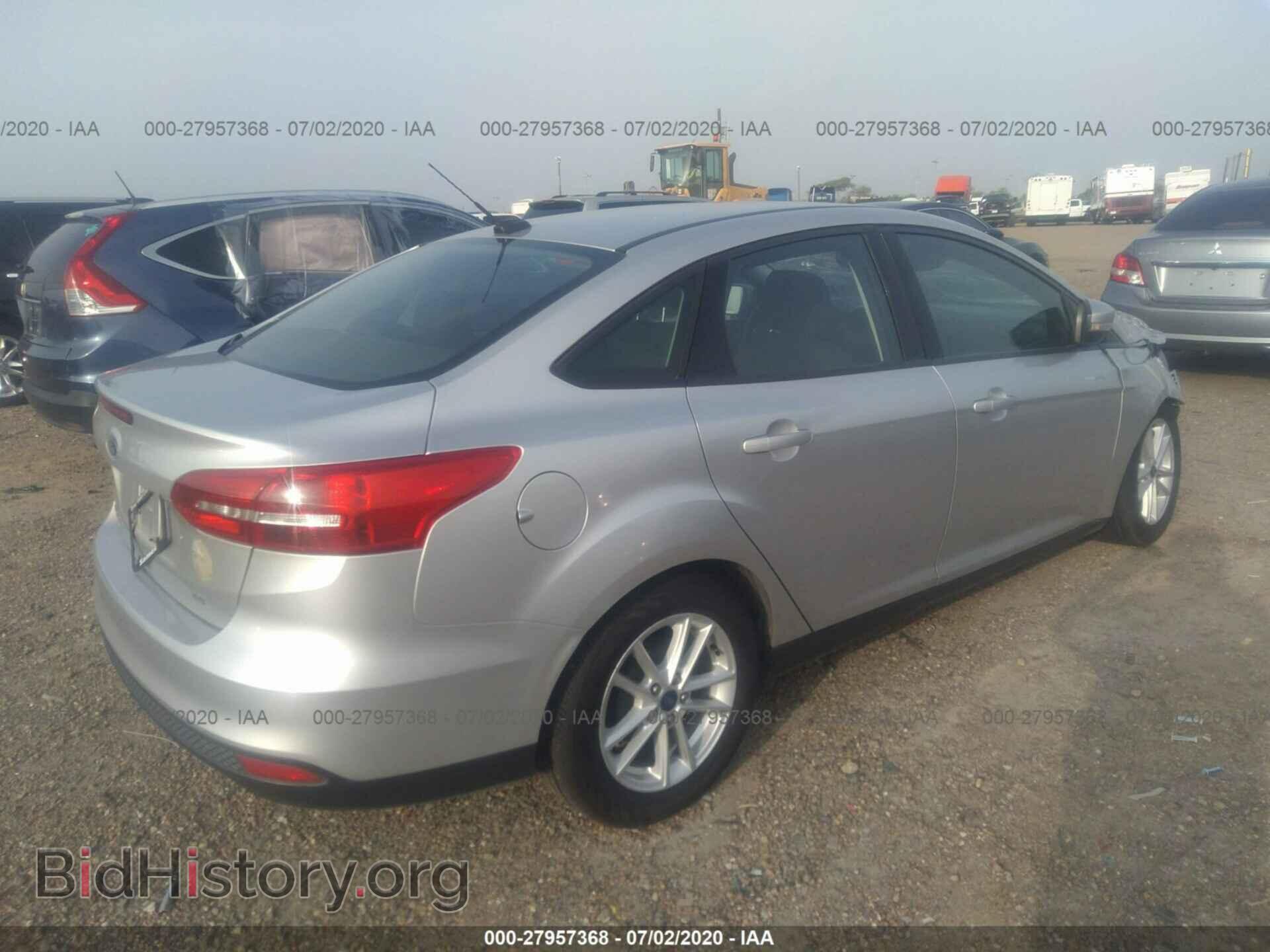 2017 FORD FOCUS - VIN: 1FADP3F22HL324395 - Photo 4