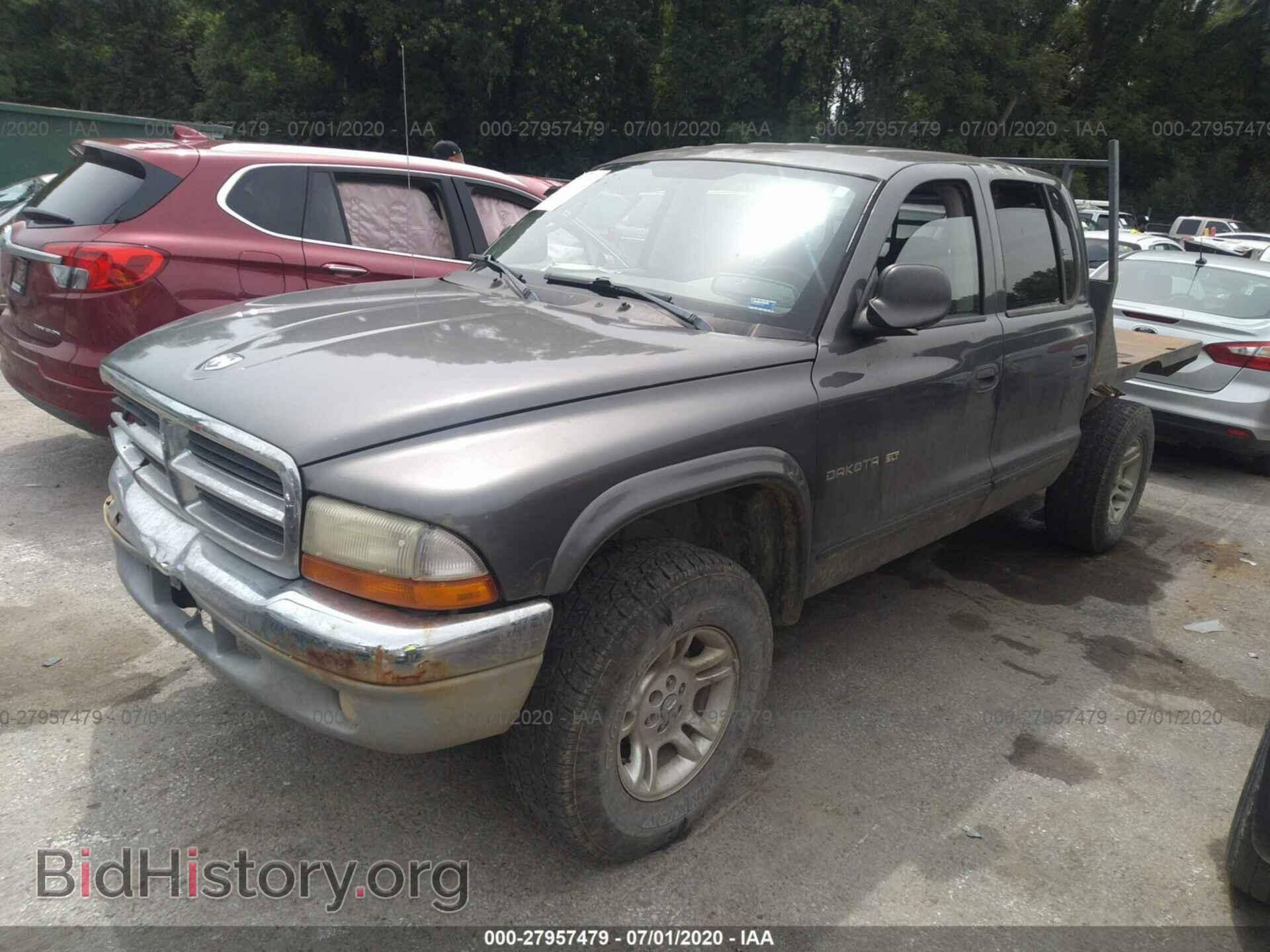 2002 DODGE DAKOTA - VIN: 1B7HG48N72S687572 - Фото 2